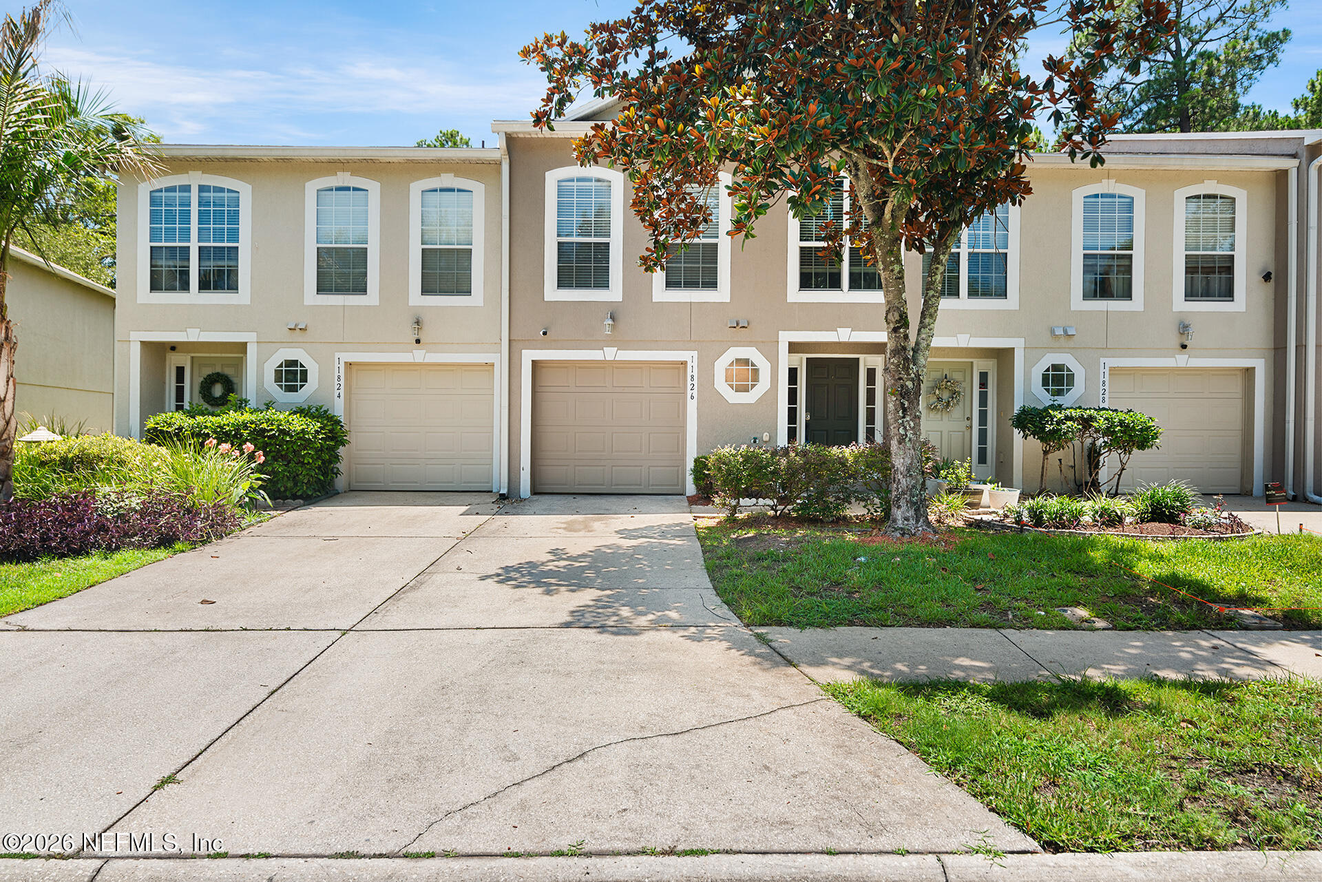 11826 Lake Bend Circle — photo