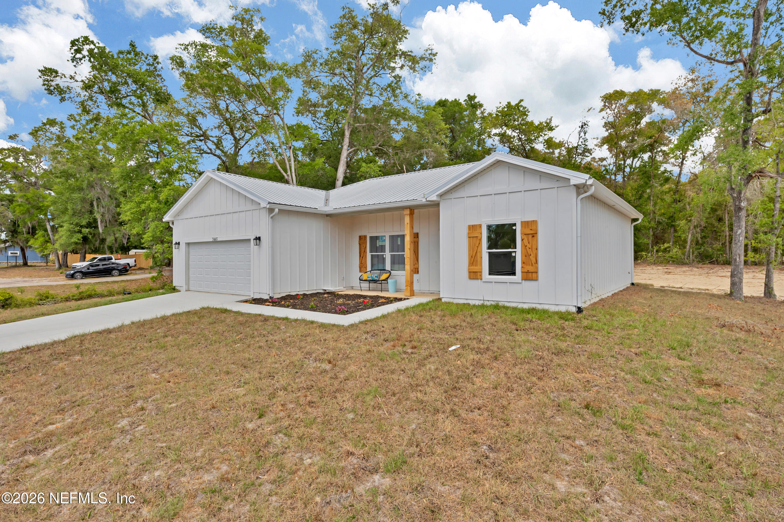 7467 Donald Street — photo