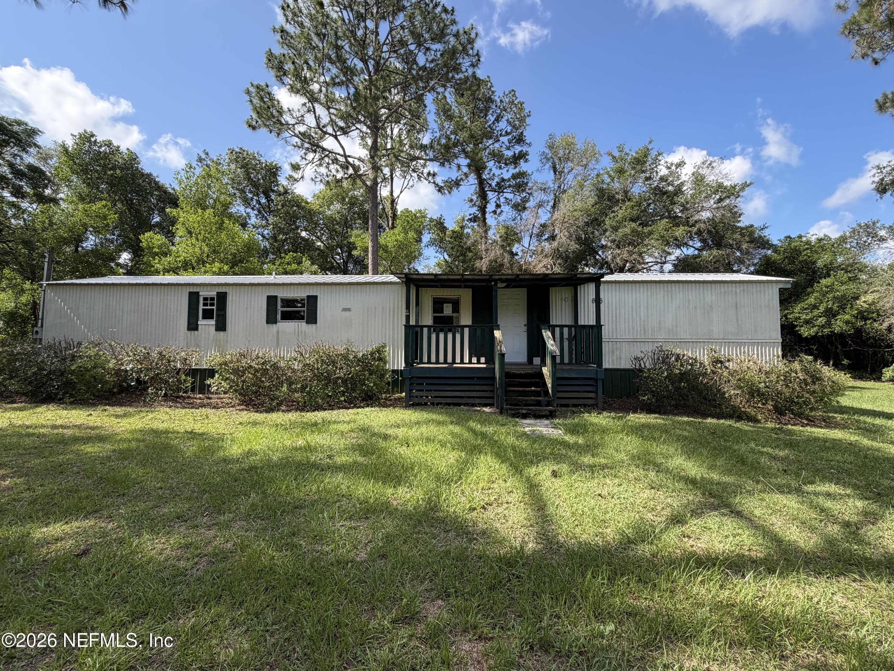805 Jonathan Road — photo