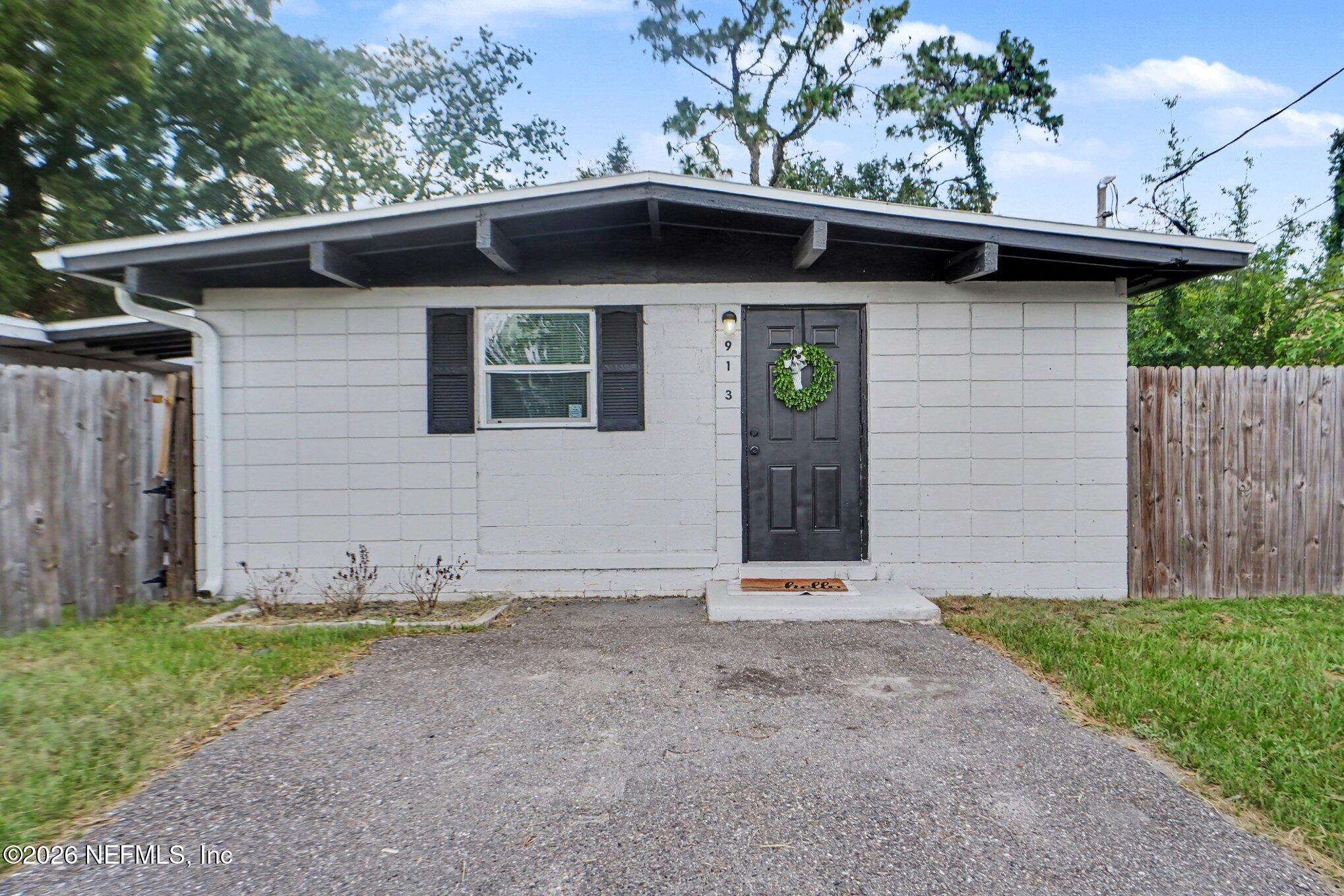 913 Depaul Drive — photo