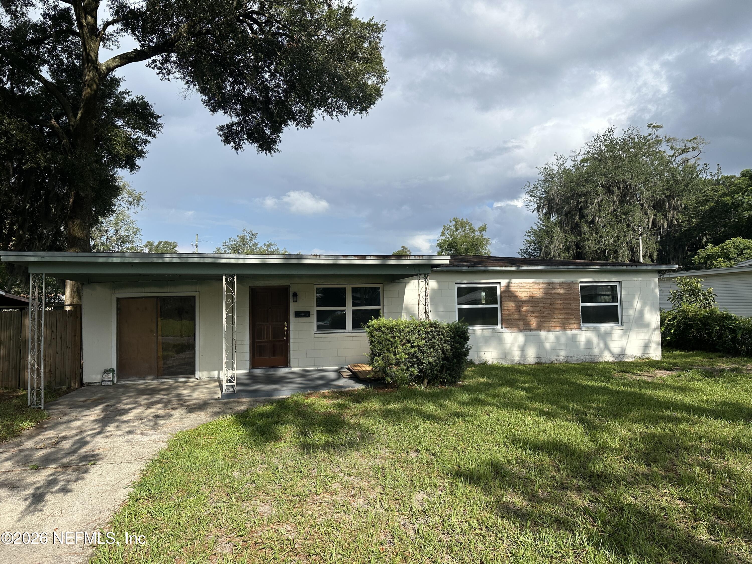 11276 Andrea Drive — photo