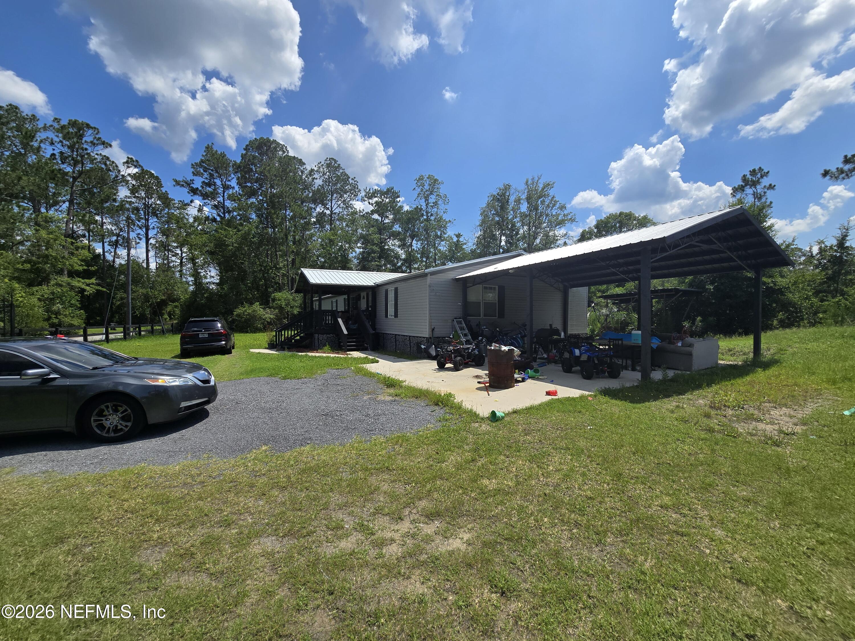 11363 W Thomas Drive — photo
