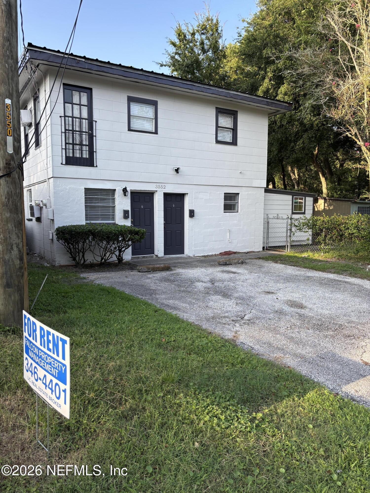 3552 College Street a & B — photo
