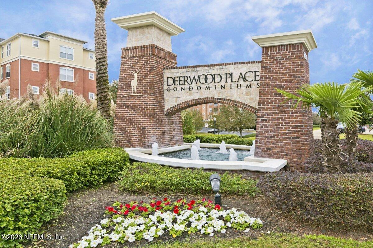 4480 Deerwood Lake Parkway 458 — photo