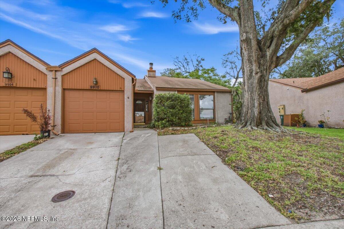 9910 Fawn Brook Drive — photo