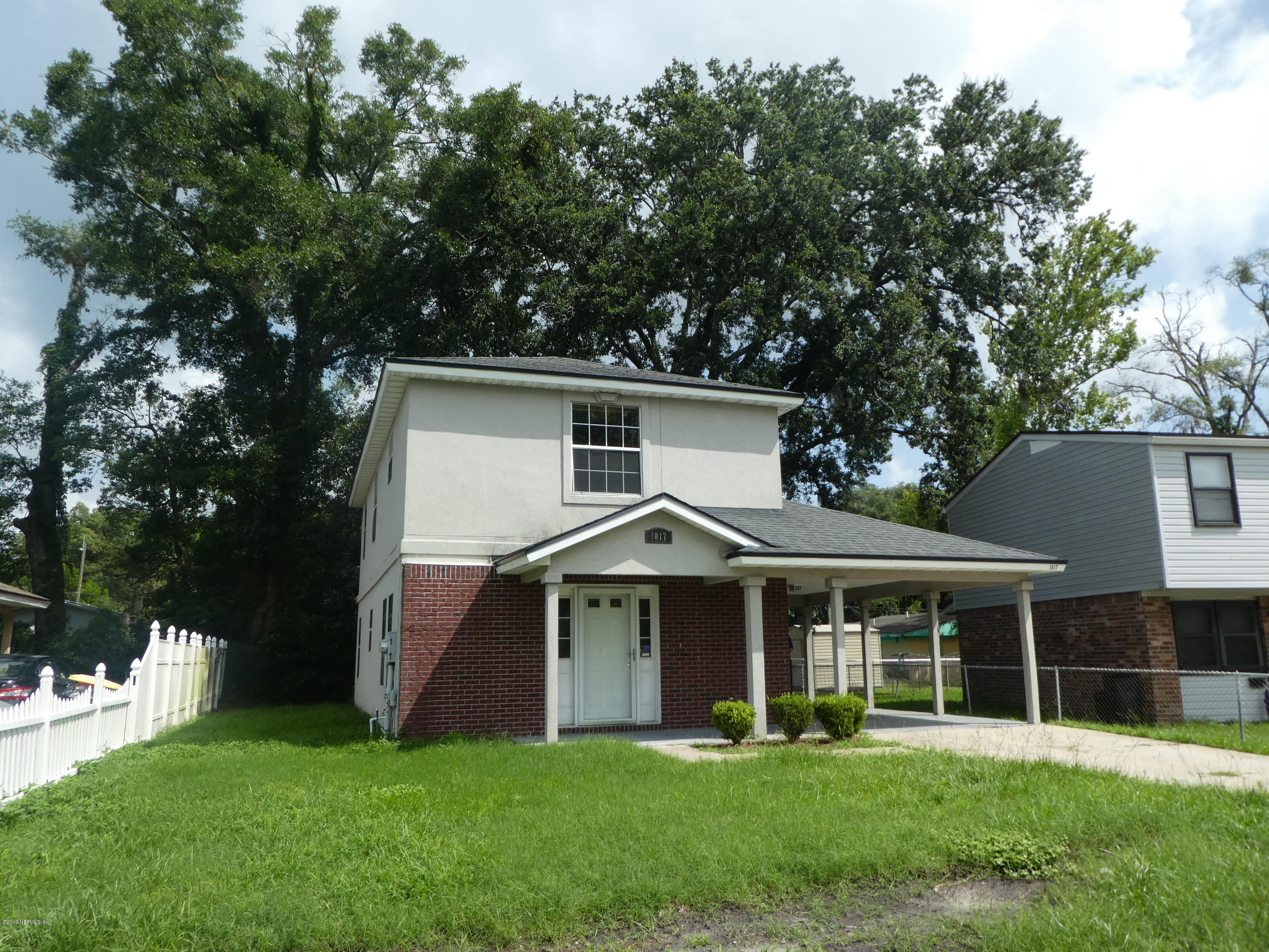 1017 Crestwood Street — photo