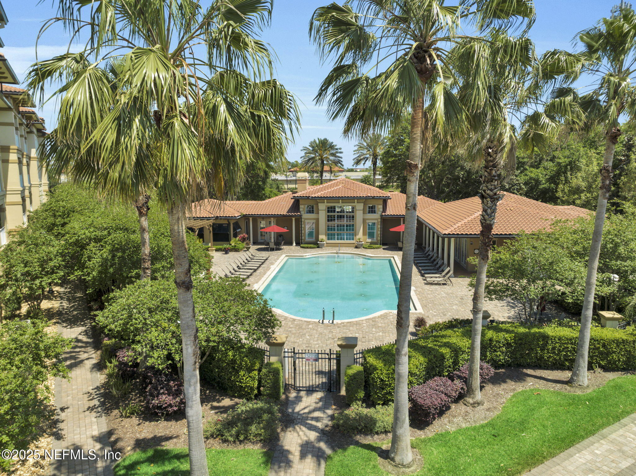 4300 S Beach Parkway 3313 — photo