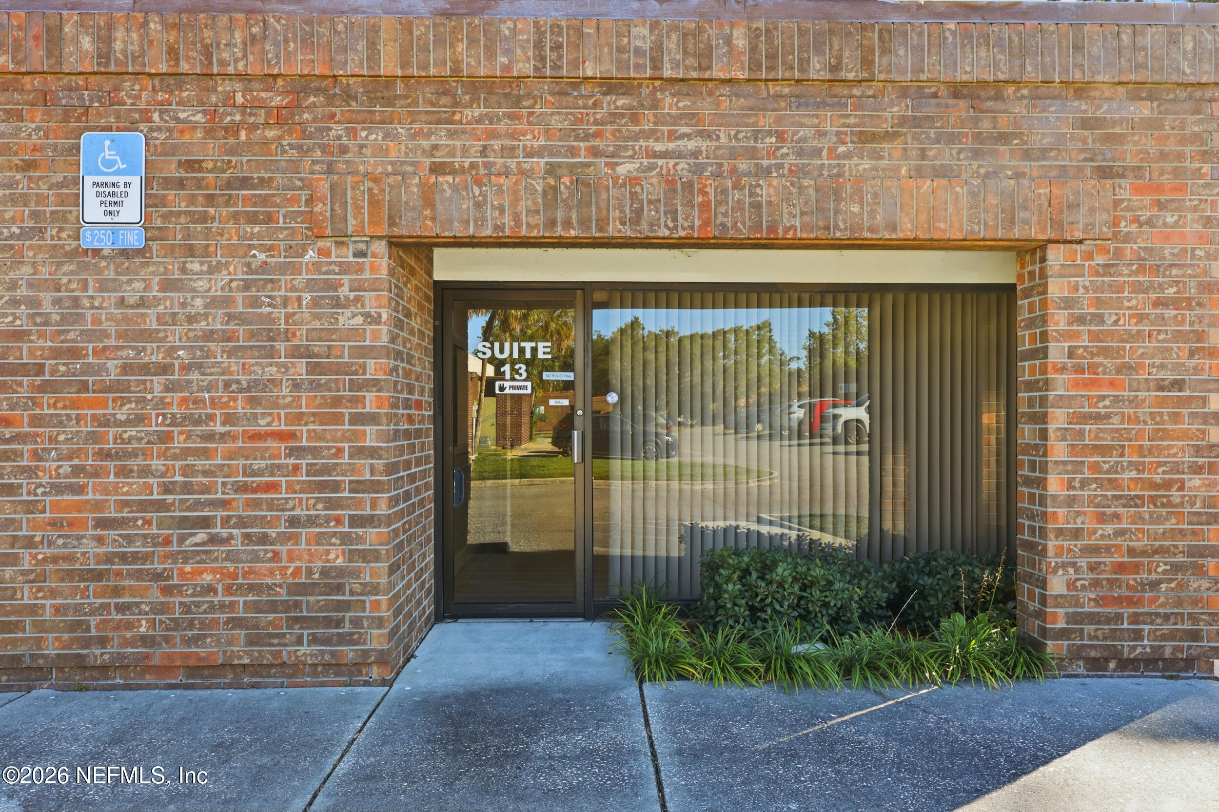 2140 Kingsley Avenue 13 — photo