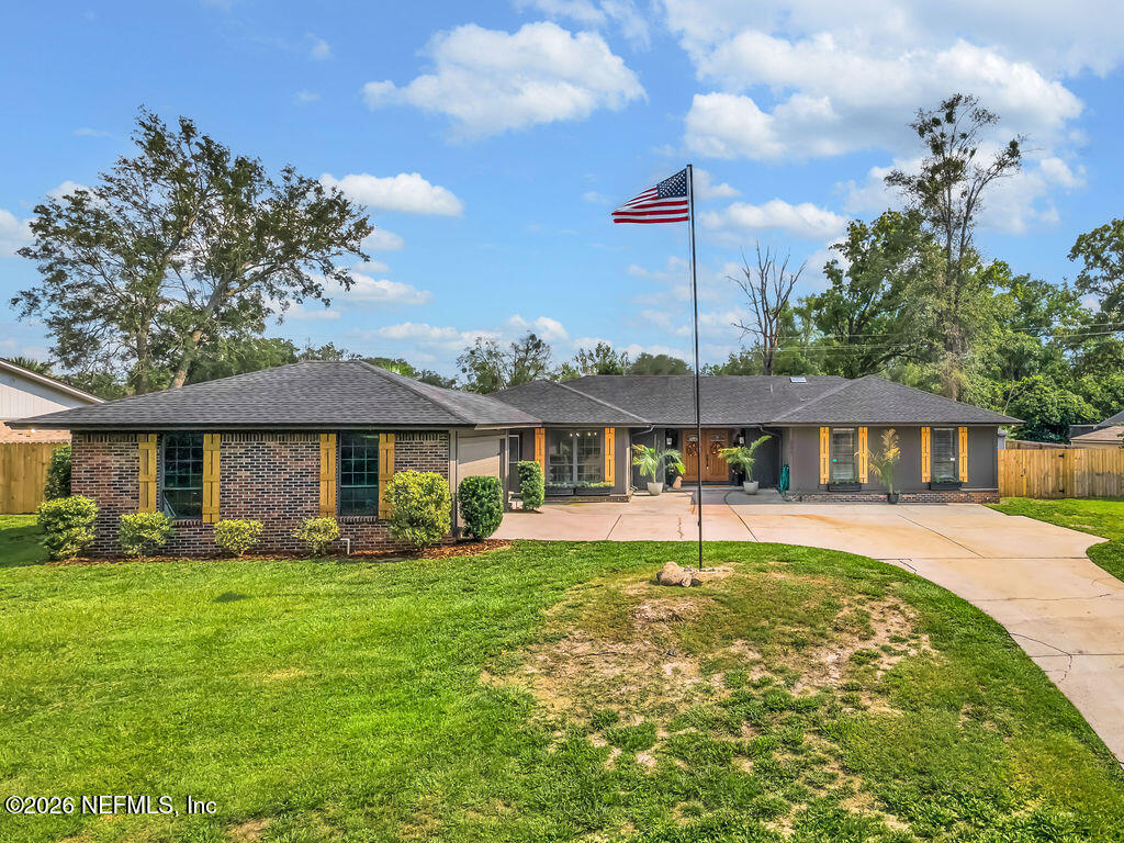 2275 Foxwood Drive — photo