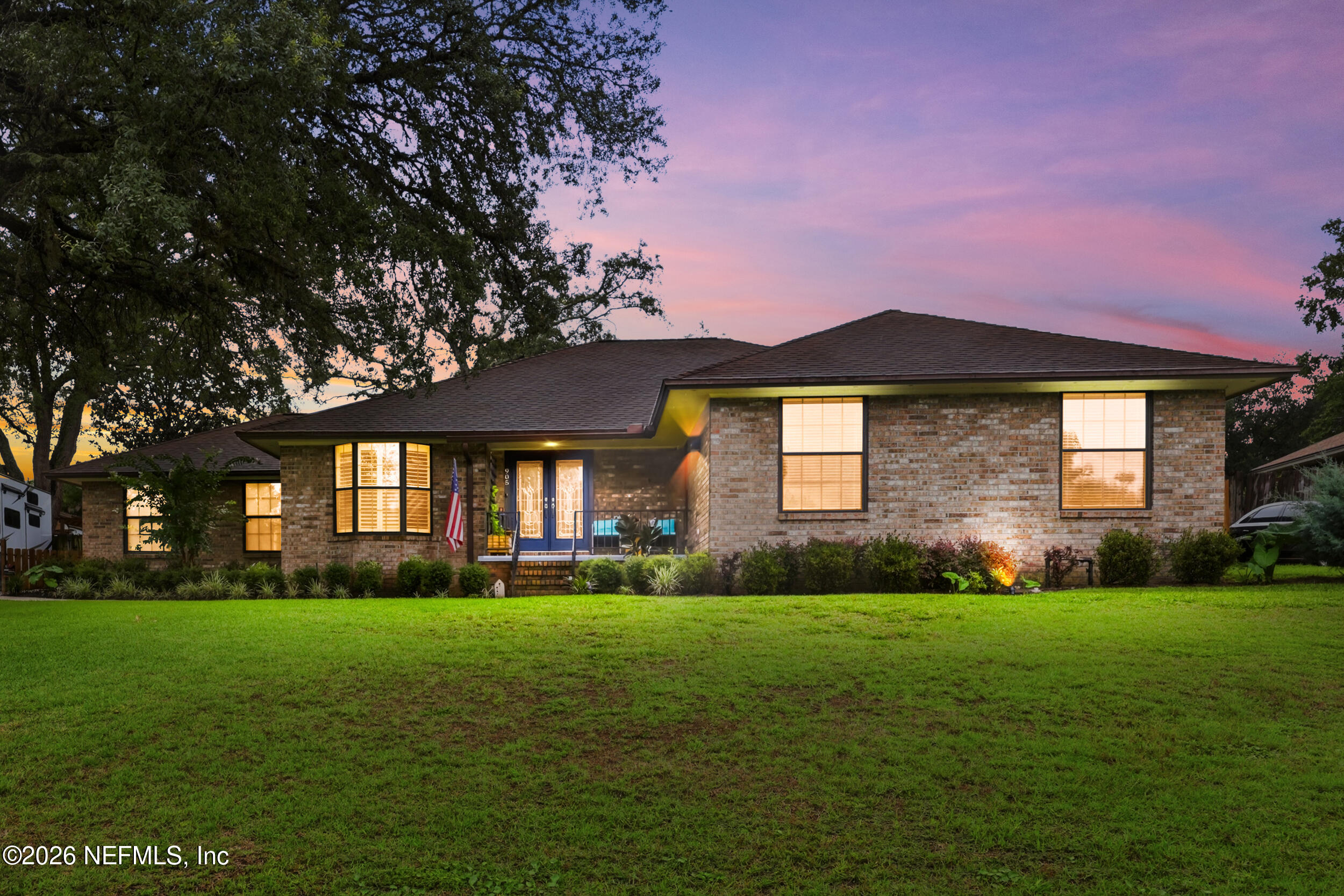 905 Middleridge Court — photo