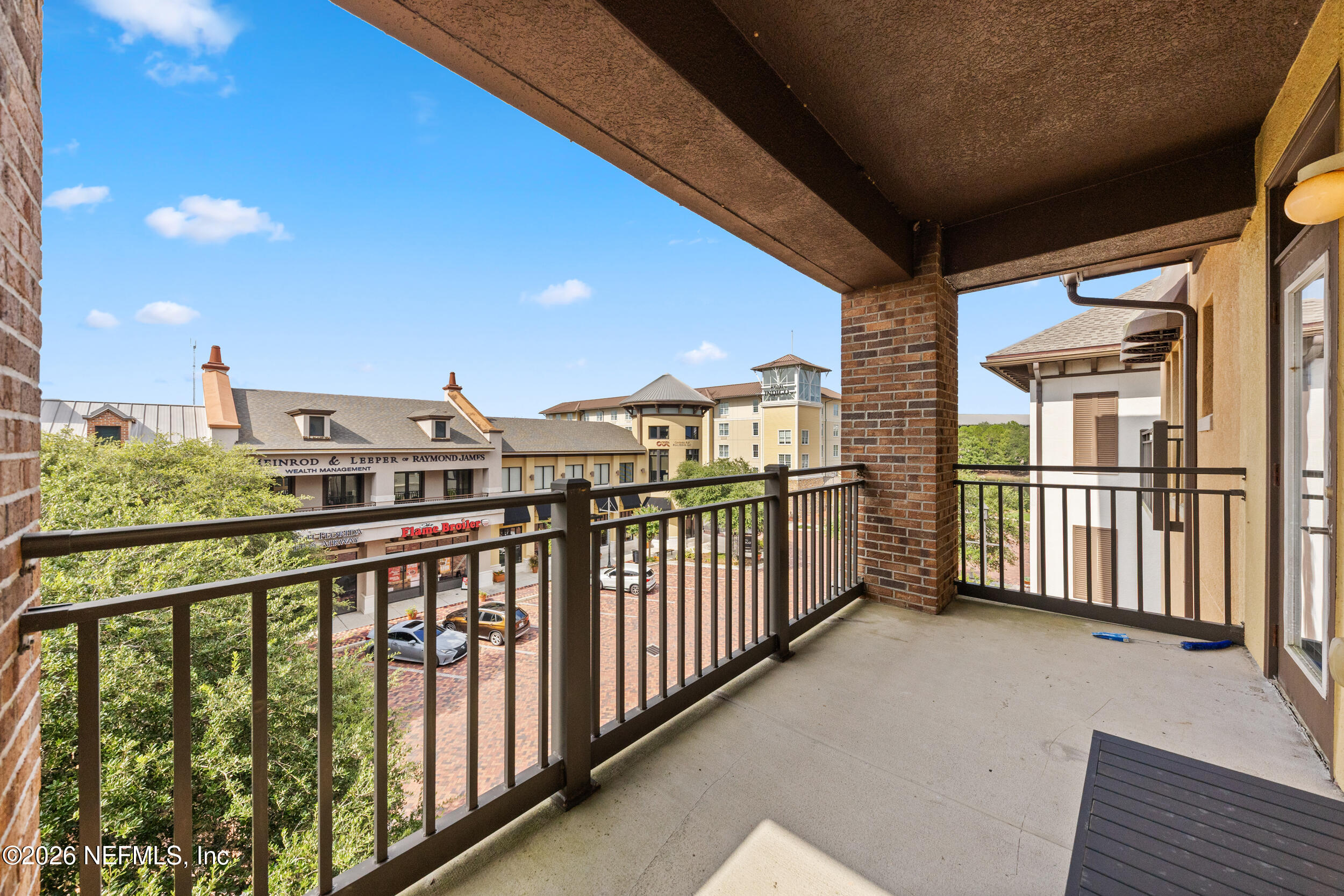 9823 Tapestry Park Circle 104 — photo