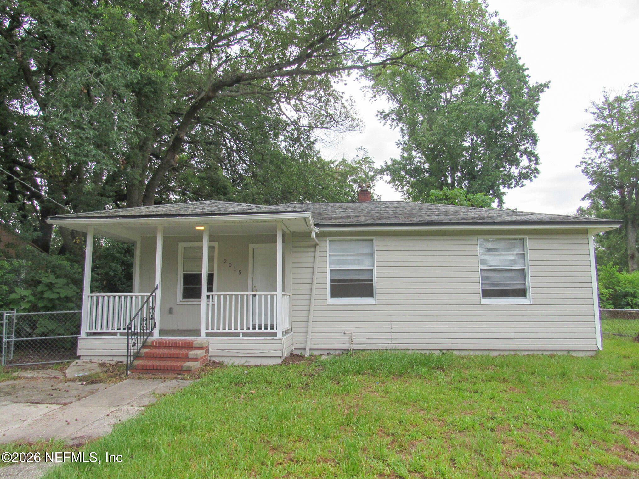 2015 Allandale Circle E — photo