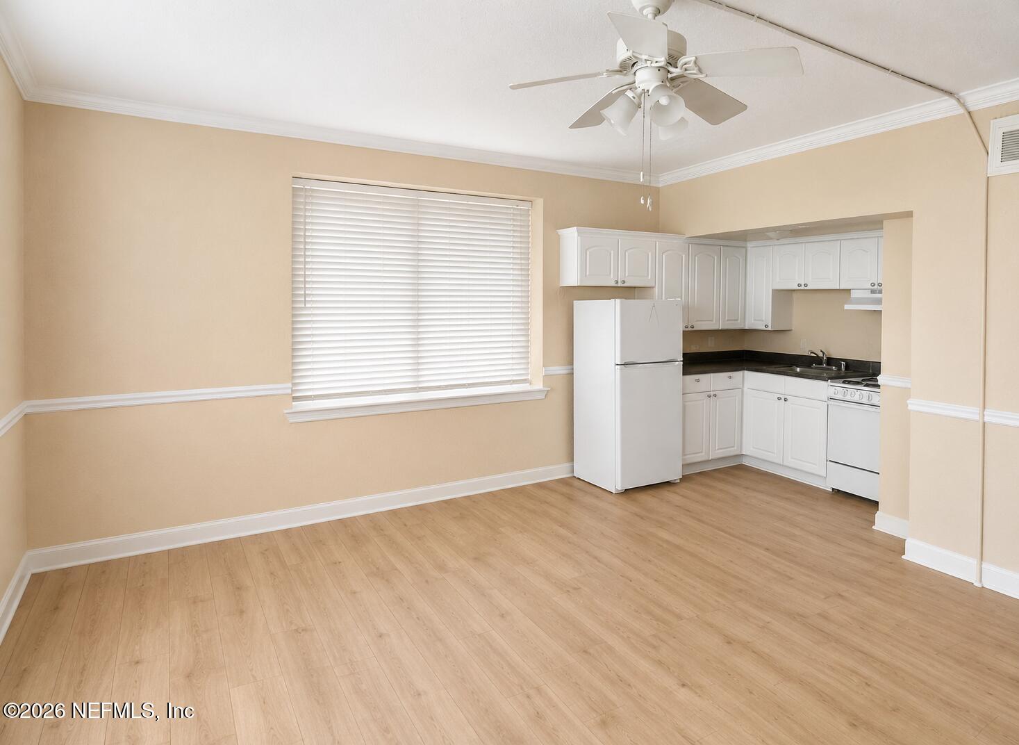 311 W Ashley Street 402 — photo