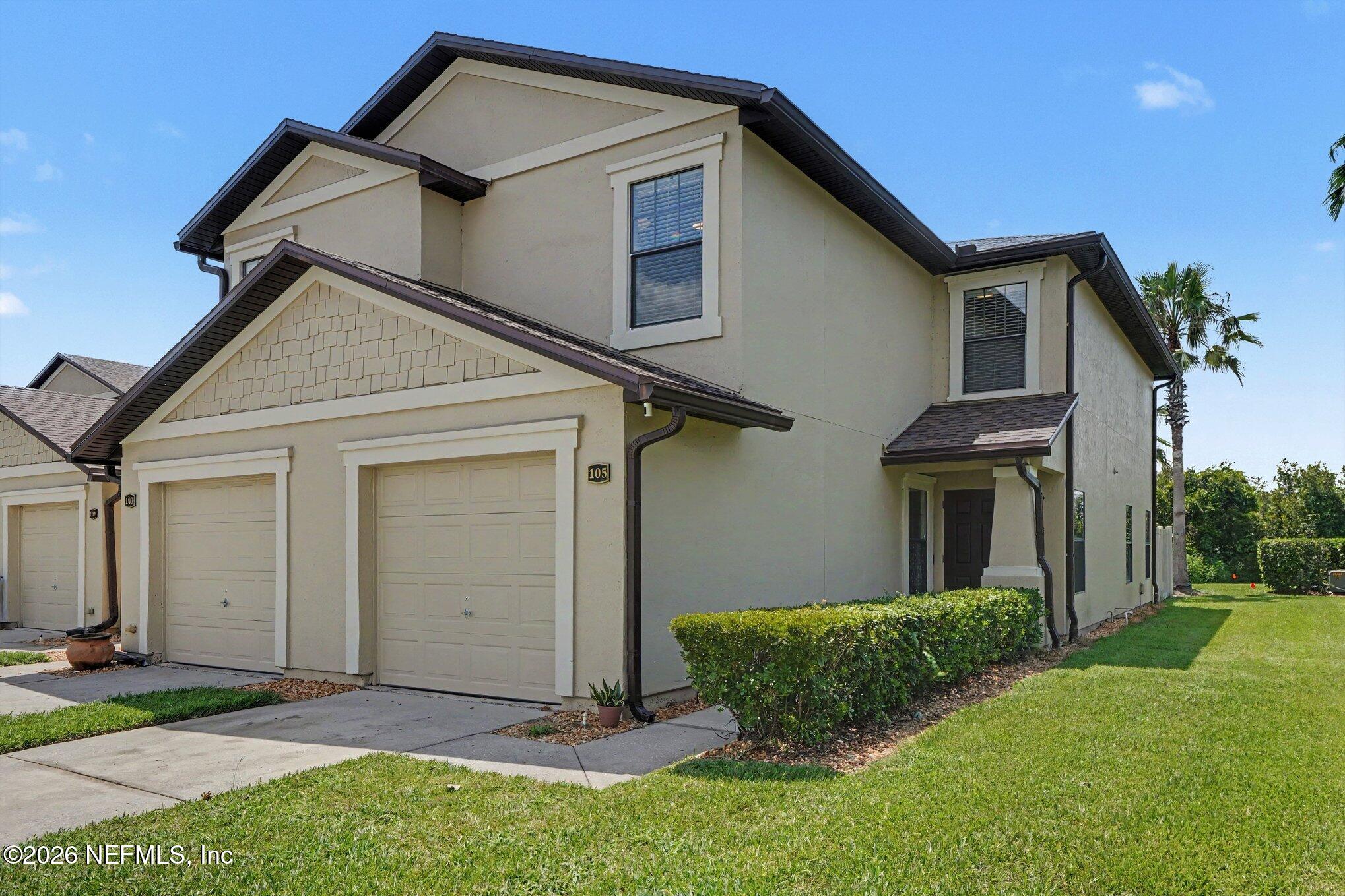 105 Merlot Way — photo
