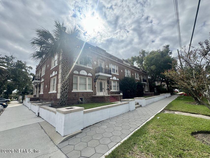 2504 Park Street 3 — photo