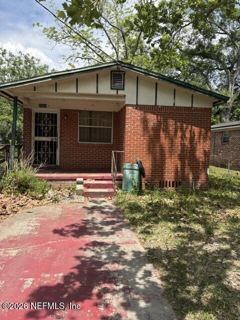2081 Baldwin Street — photo