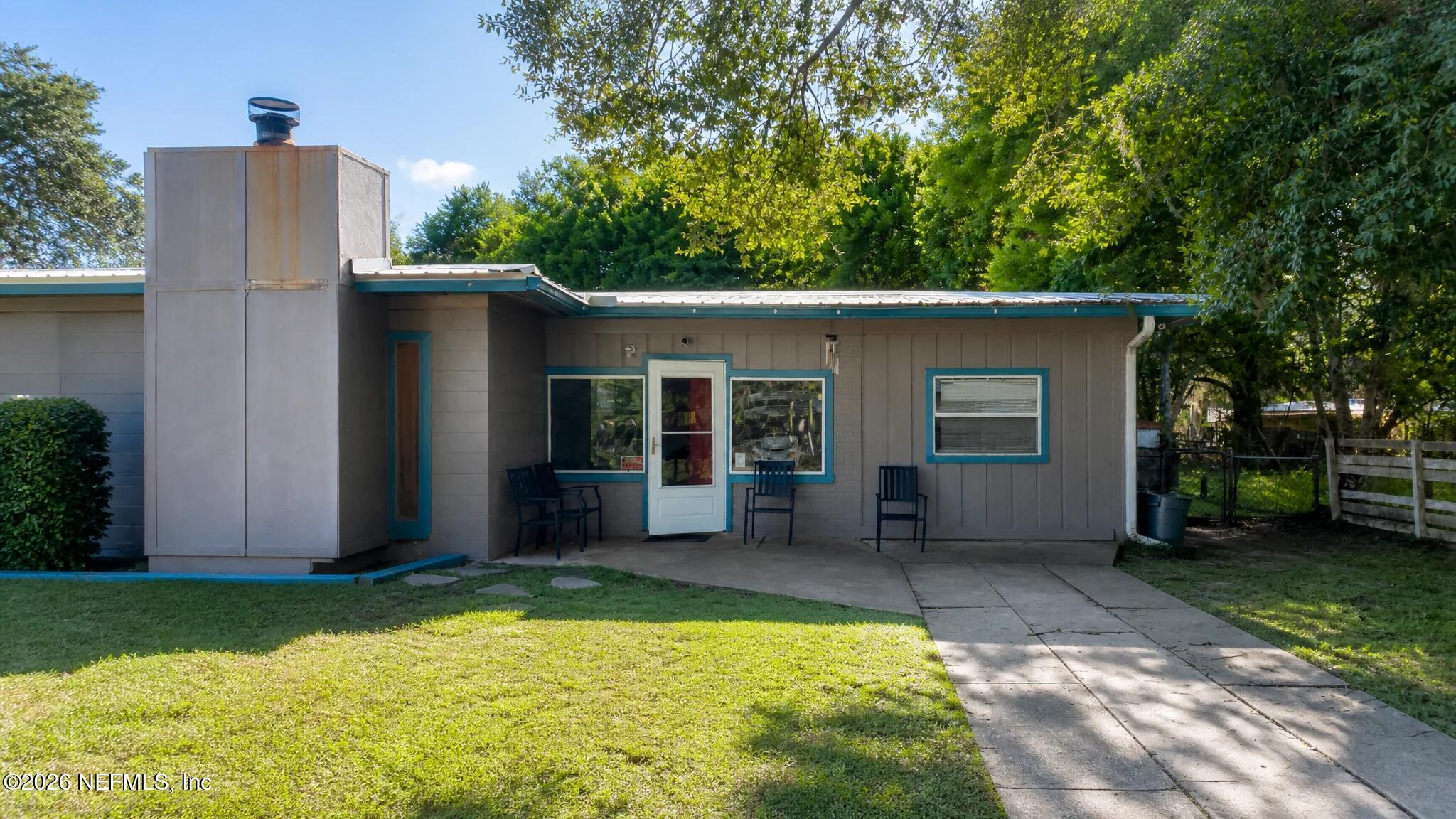 116 Hibiscus Street — photo