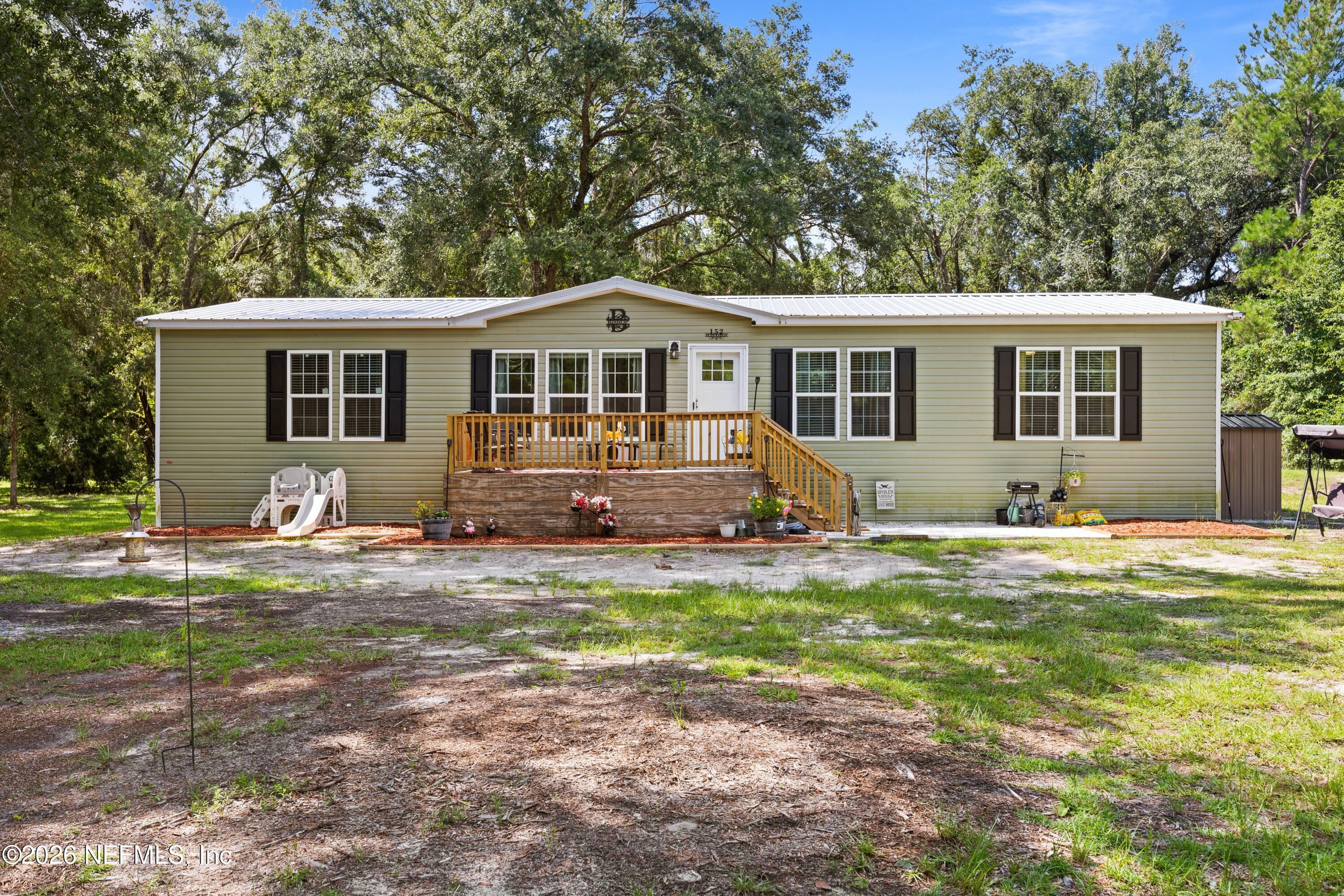 152 SW Jim Ward Street — photo