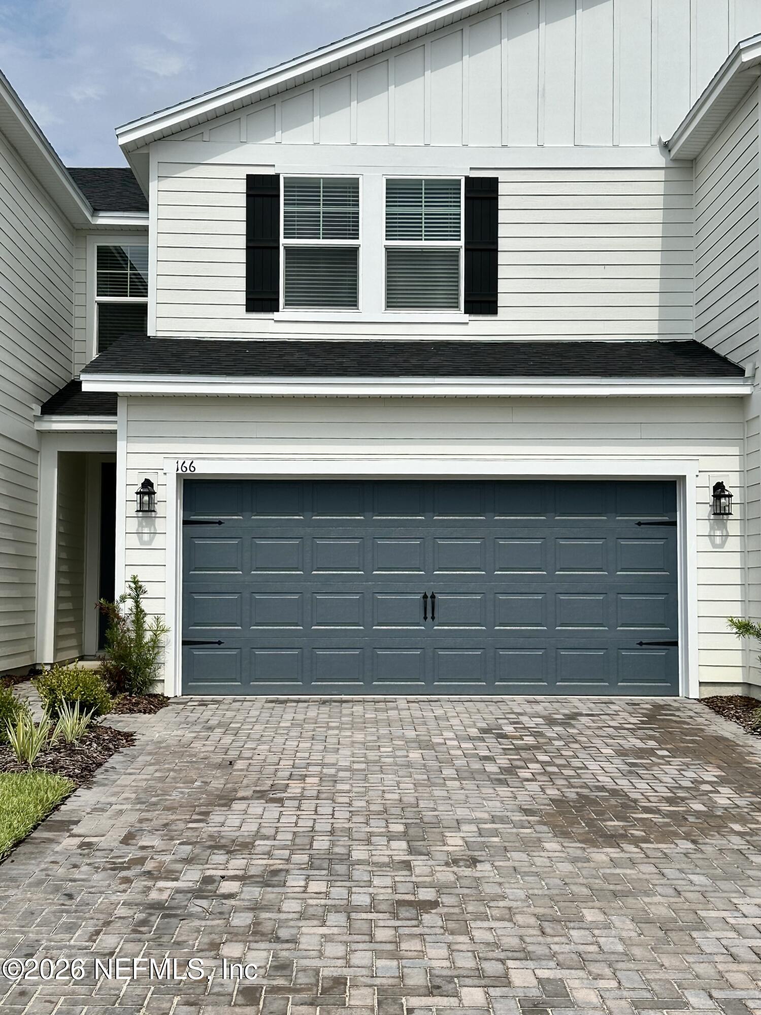 166 Yellowstone Drive — photo