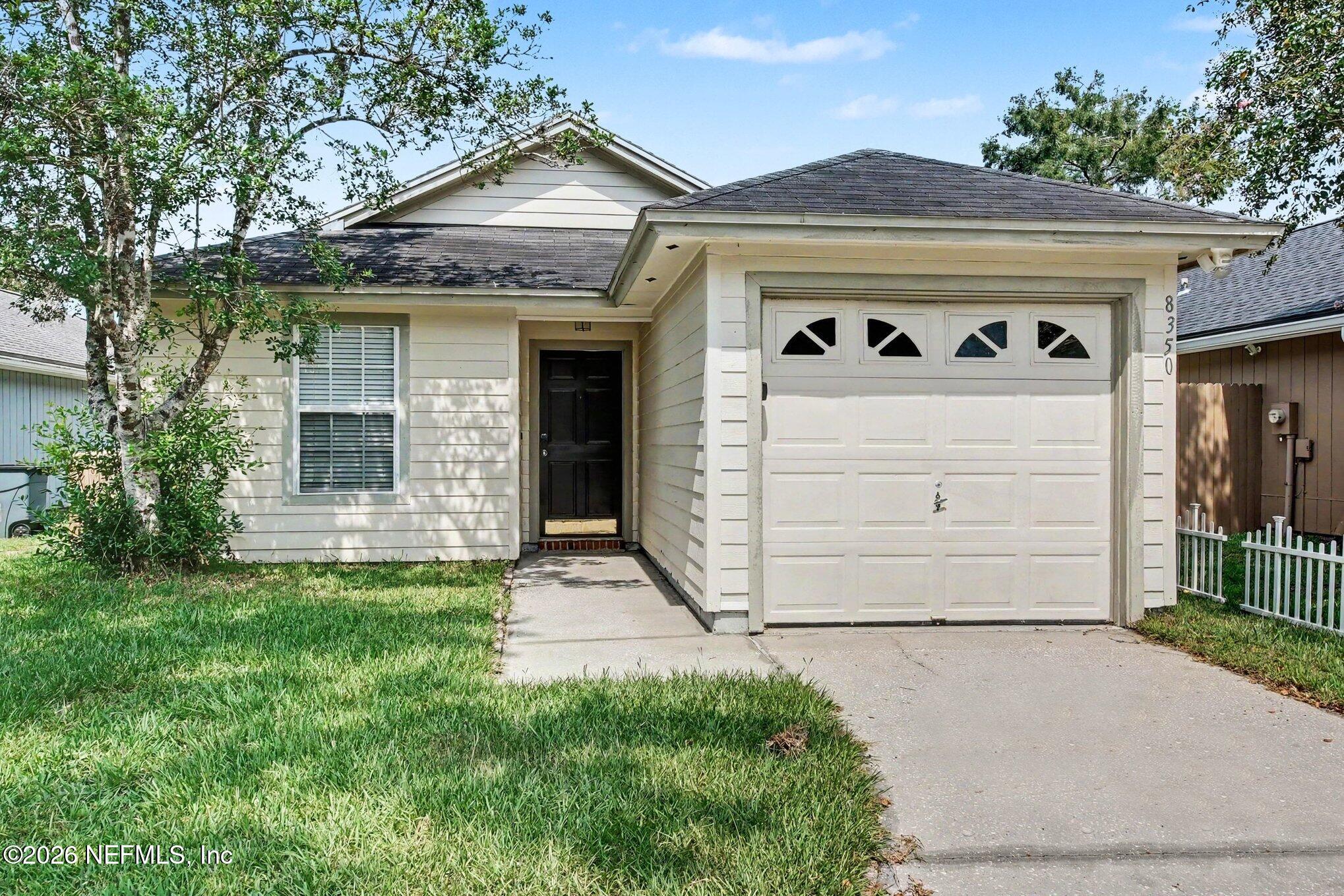 8350 Argyle Corners Court — photo