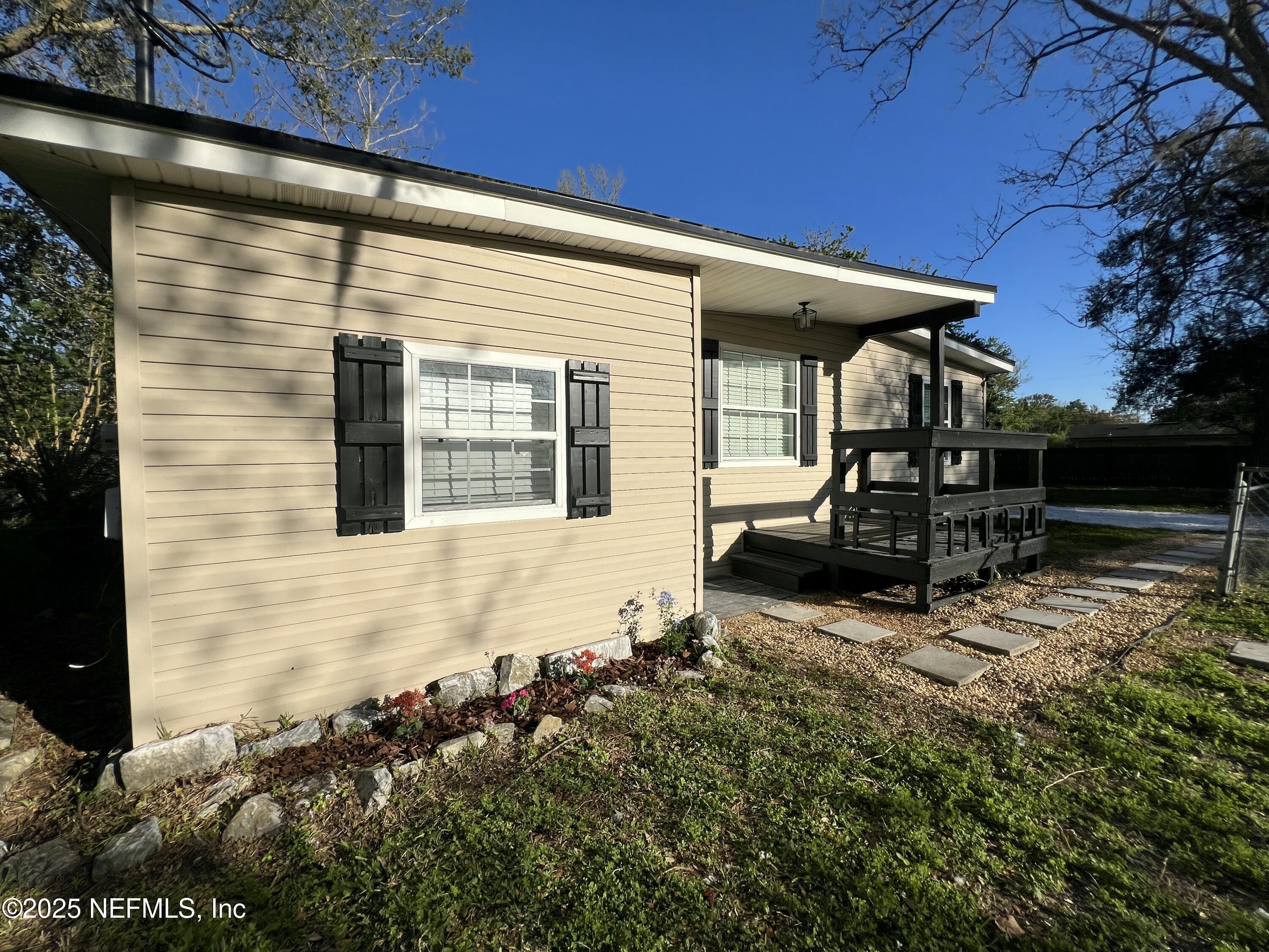 13603 Lyle Road — photo