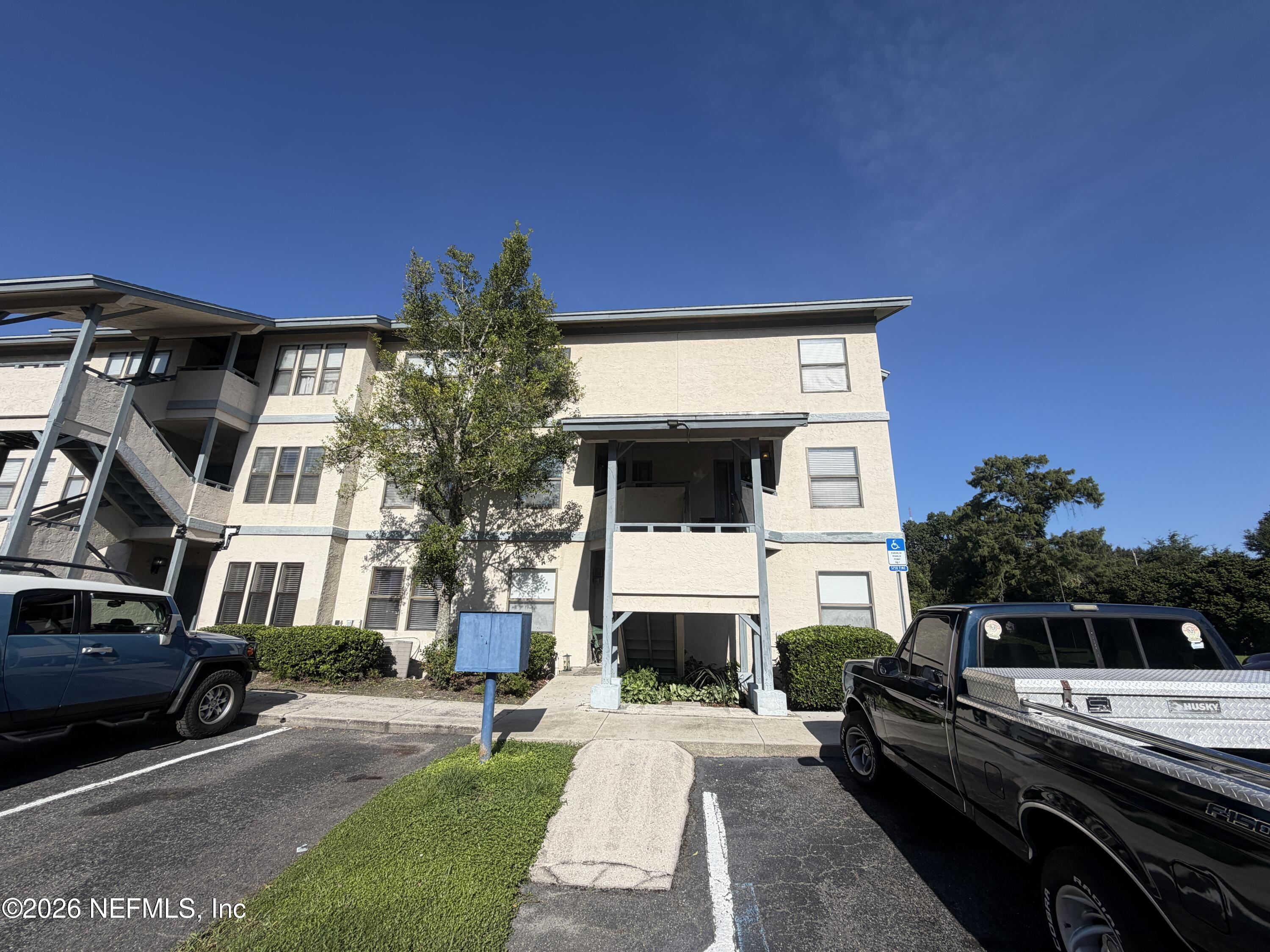 5615 San Juan Avenue 411 — photo