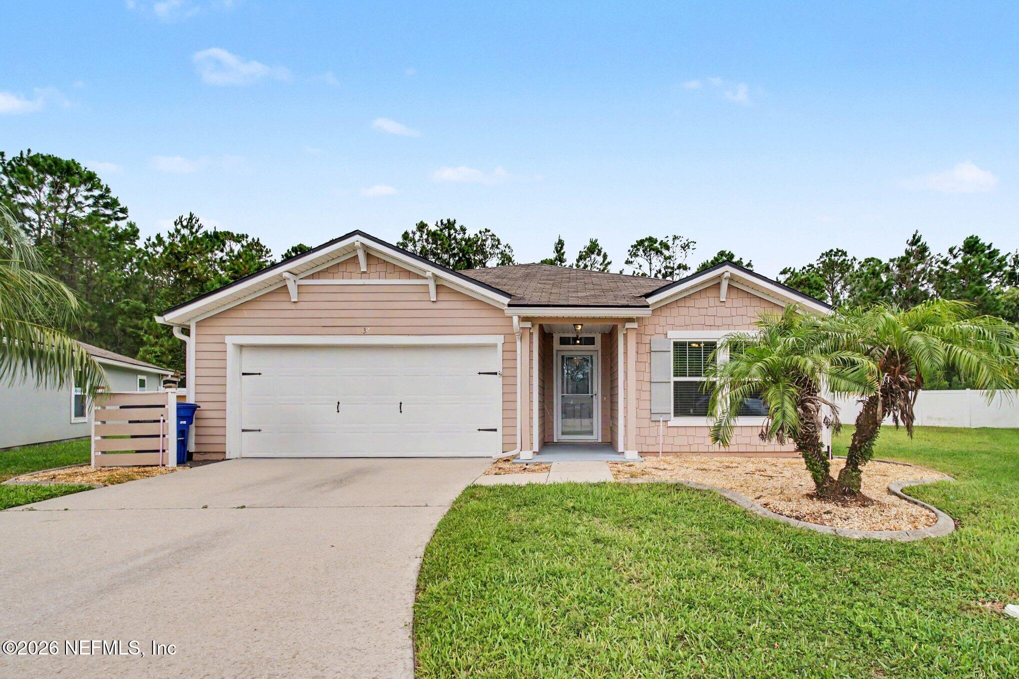 137 Lakeside Court — photo