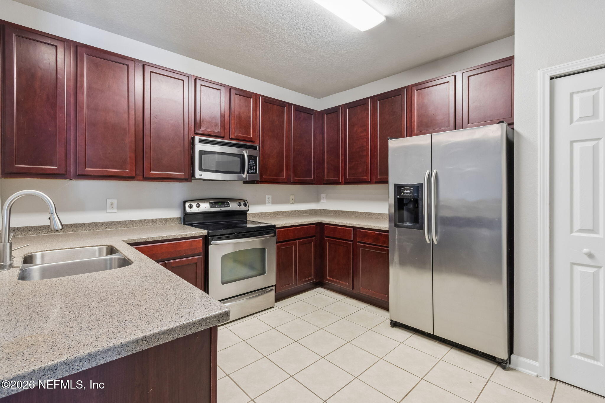 4917 Key Lime Drive 202 — photo