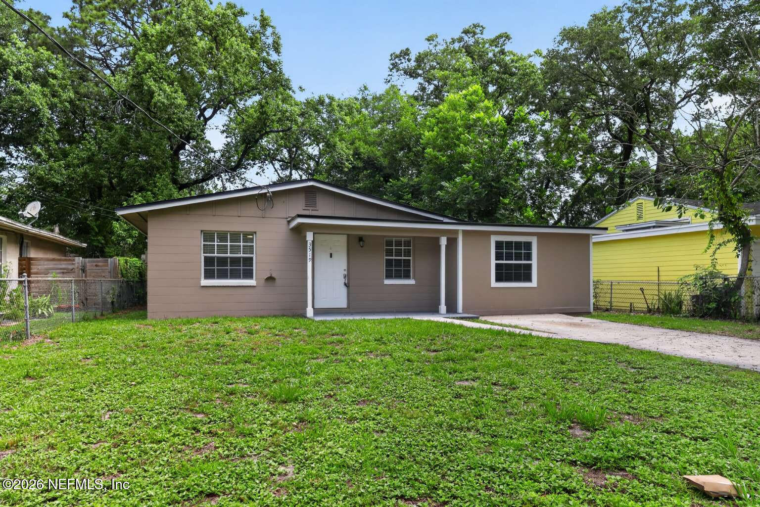 3519 College Street — photo