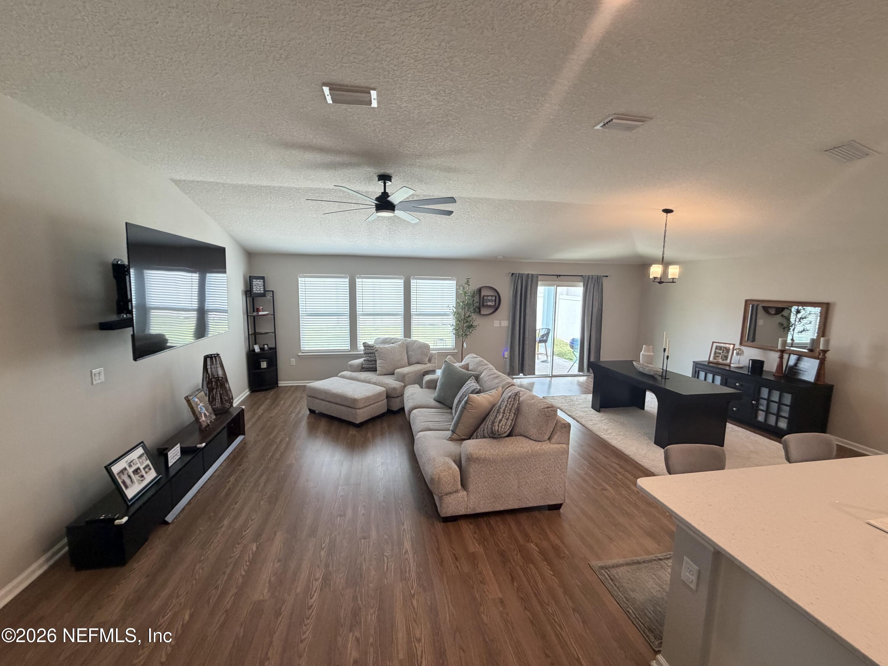 2243 Burton Island Way — photo