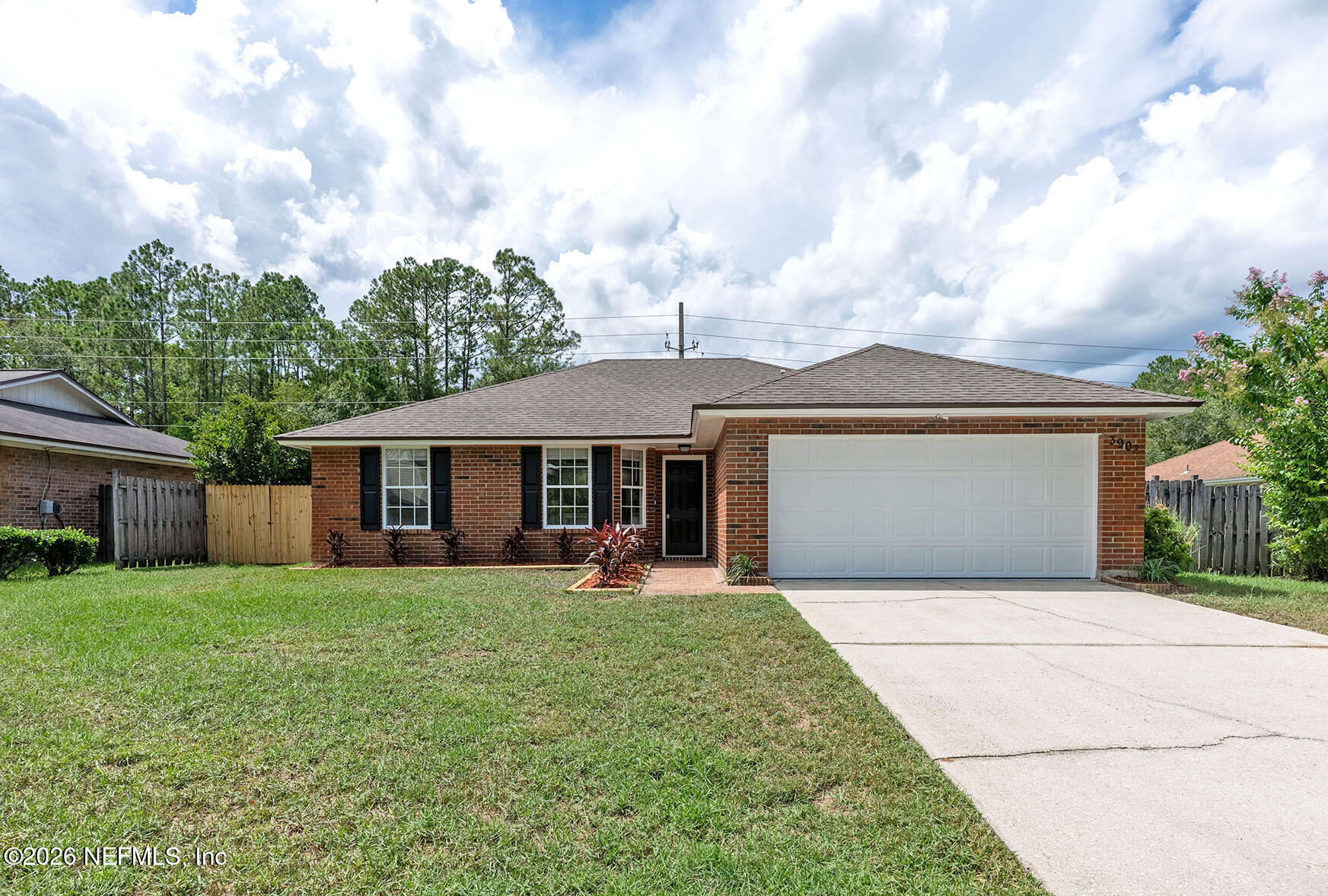 3902 Hunters Lake Circle W — photo