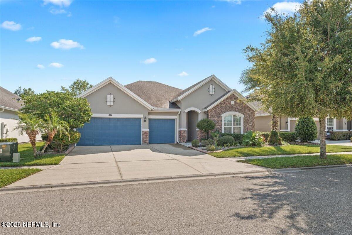 3637 Crossview Drive — photo