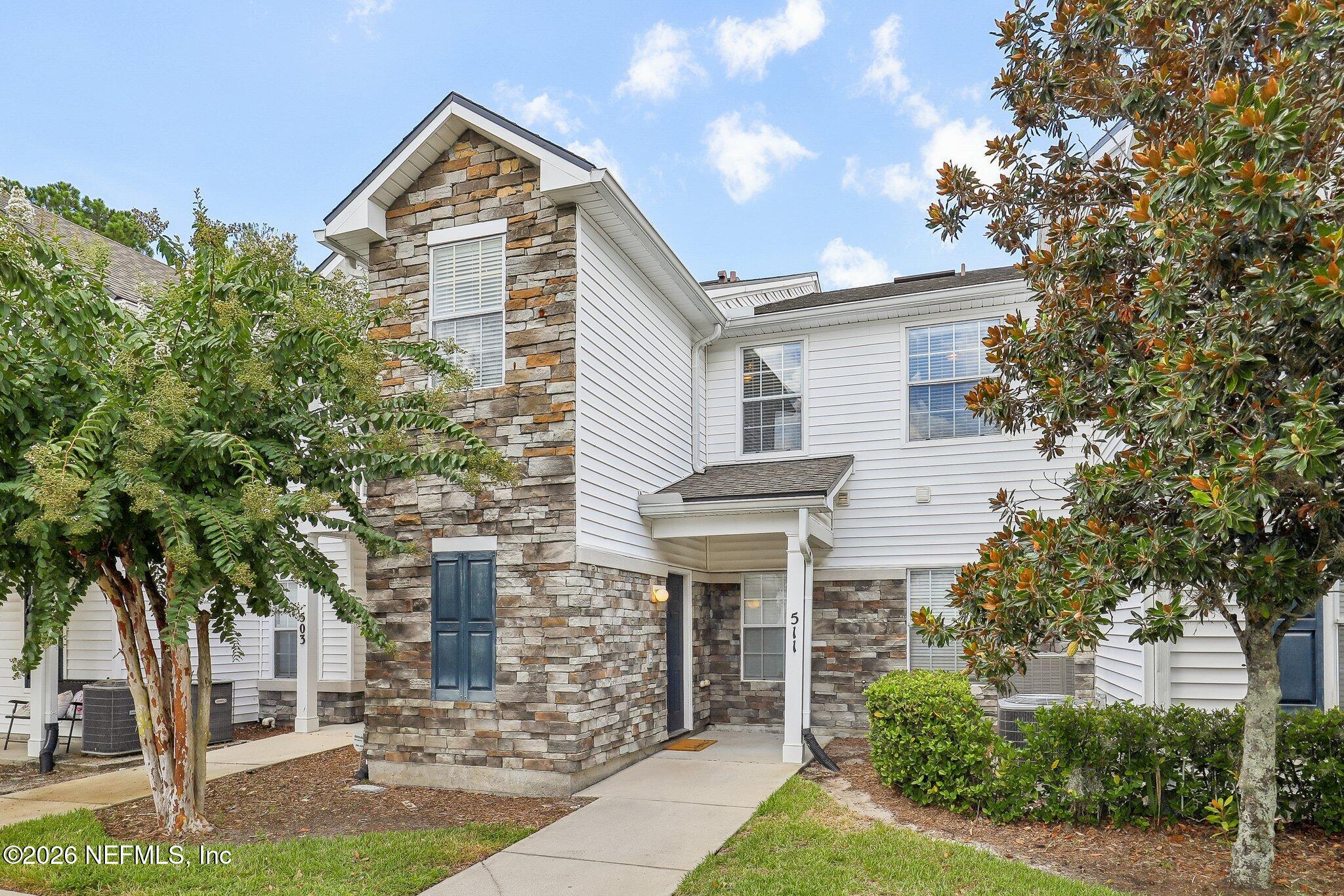 2200 Marsh Hawk Lane 511 — photo