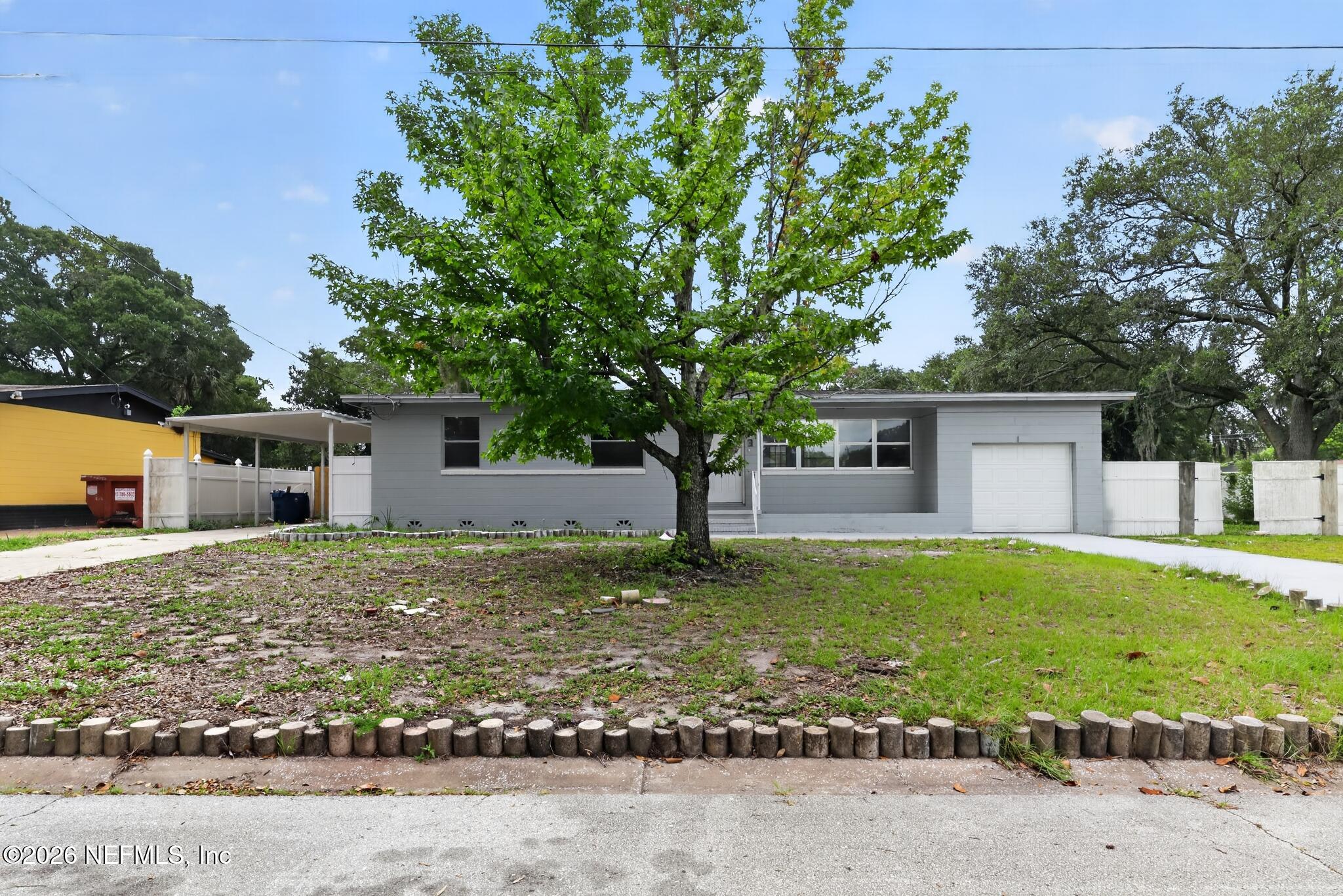 5932 el Morro Drive S — photo