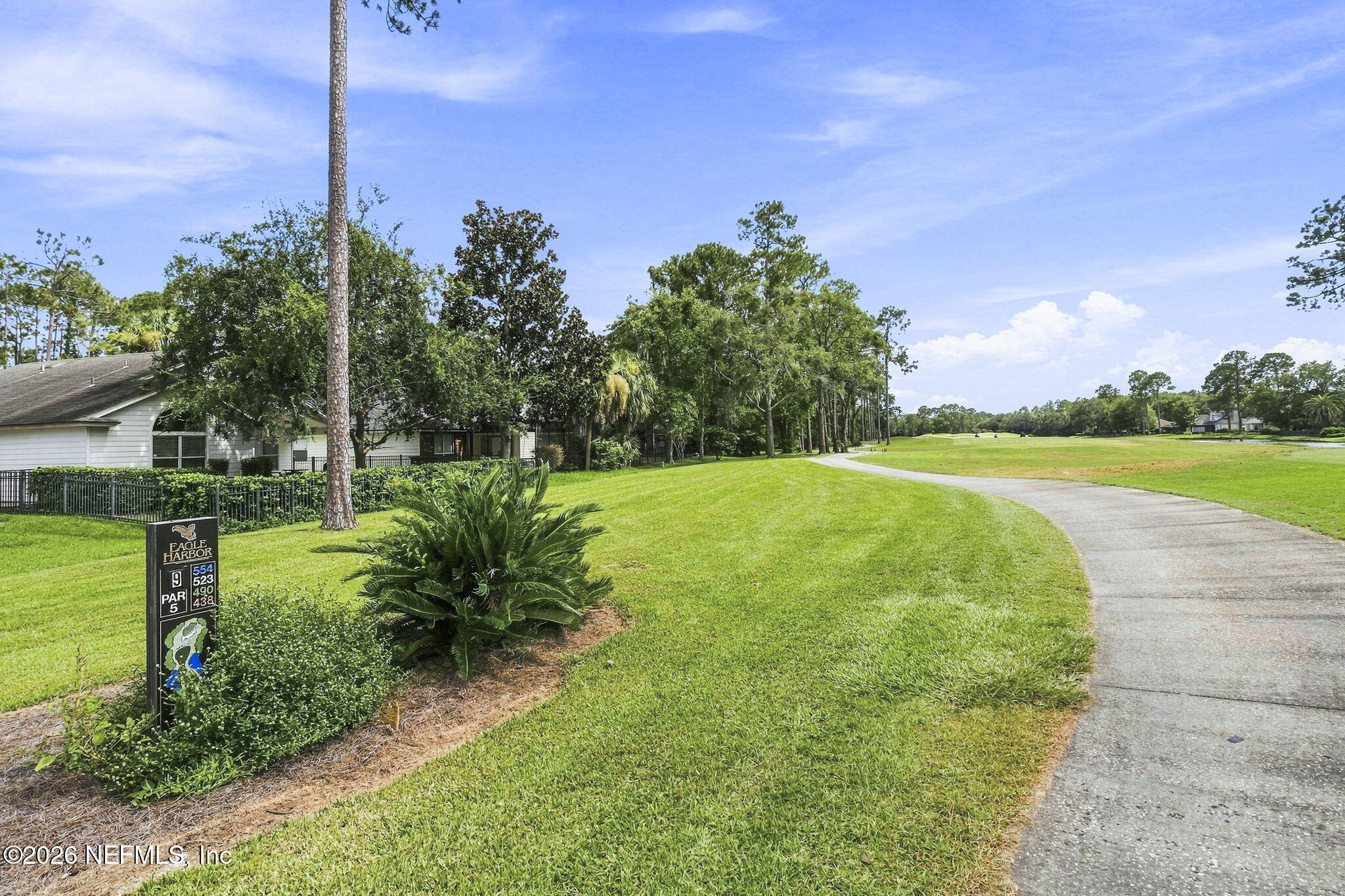 1634 Highland View Court — photo