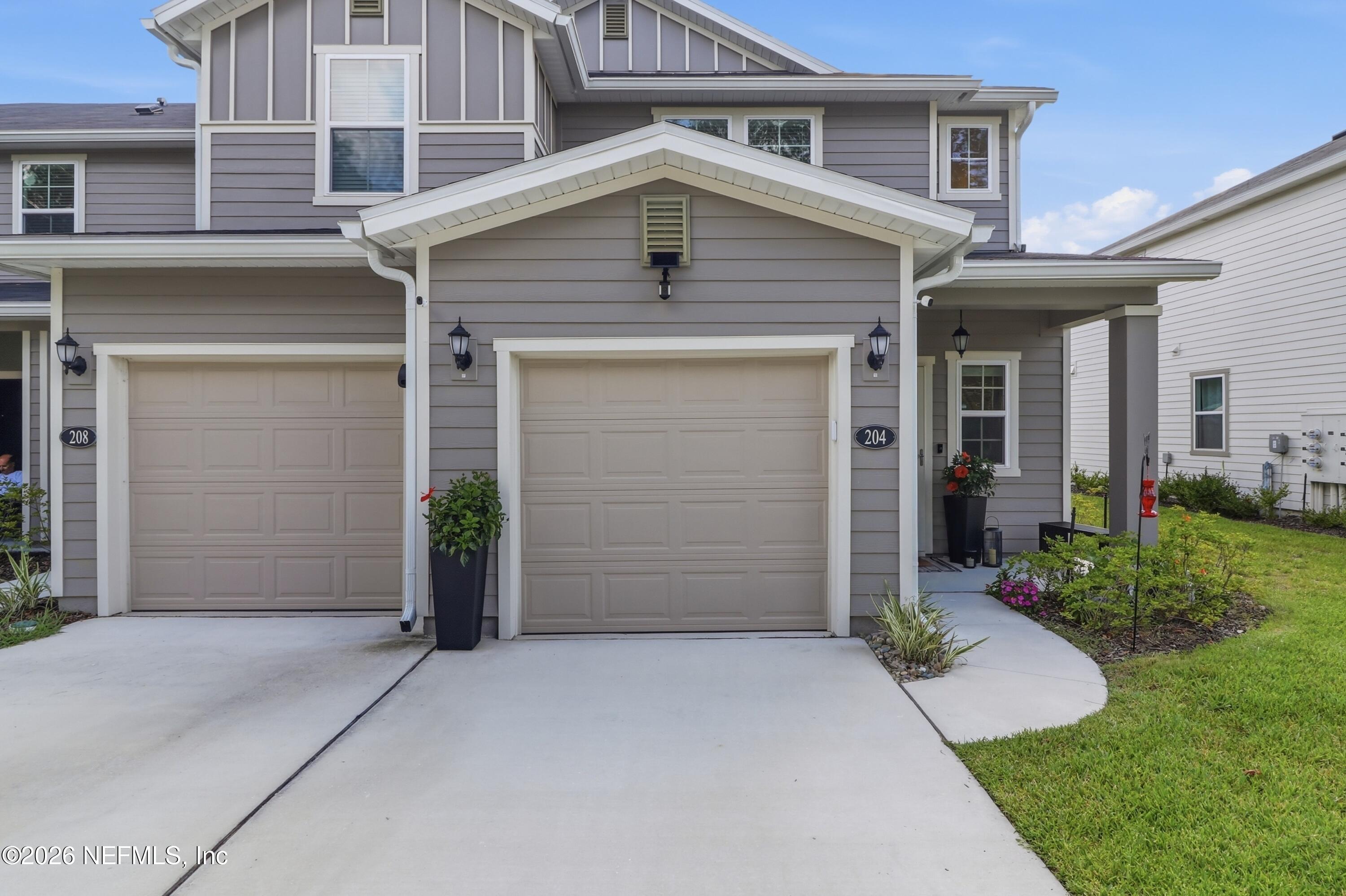 204 Beach Palm Court — photo