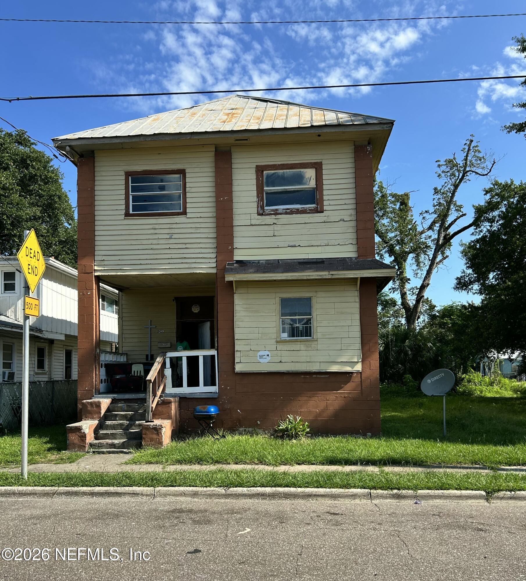 1209 W 3rd Street — photo