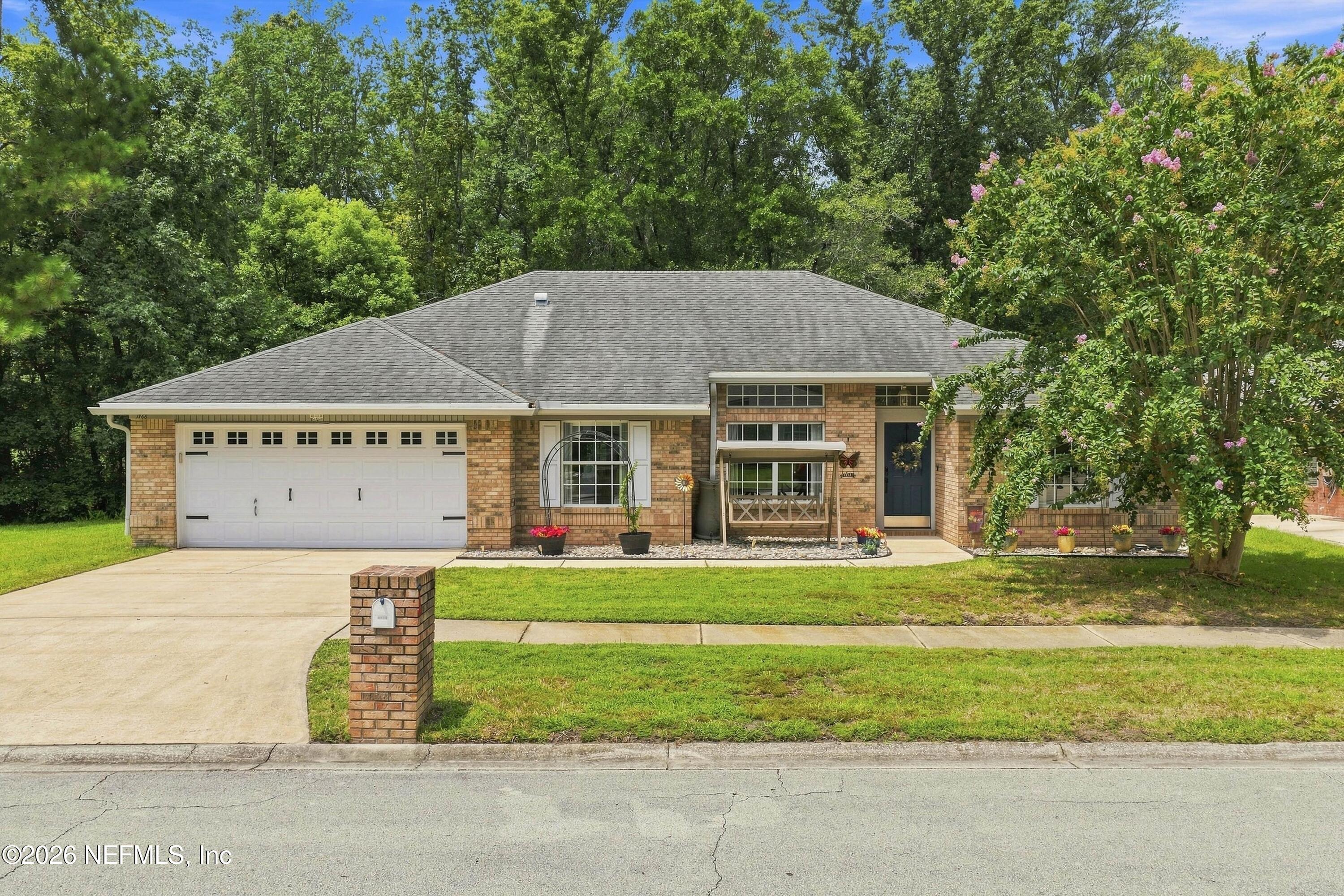 1768 Redwood Lane — photo
