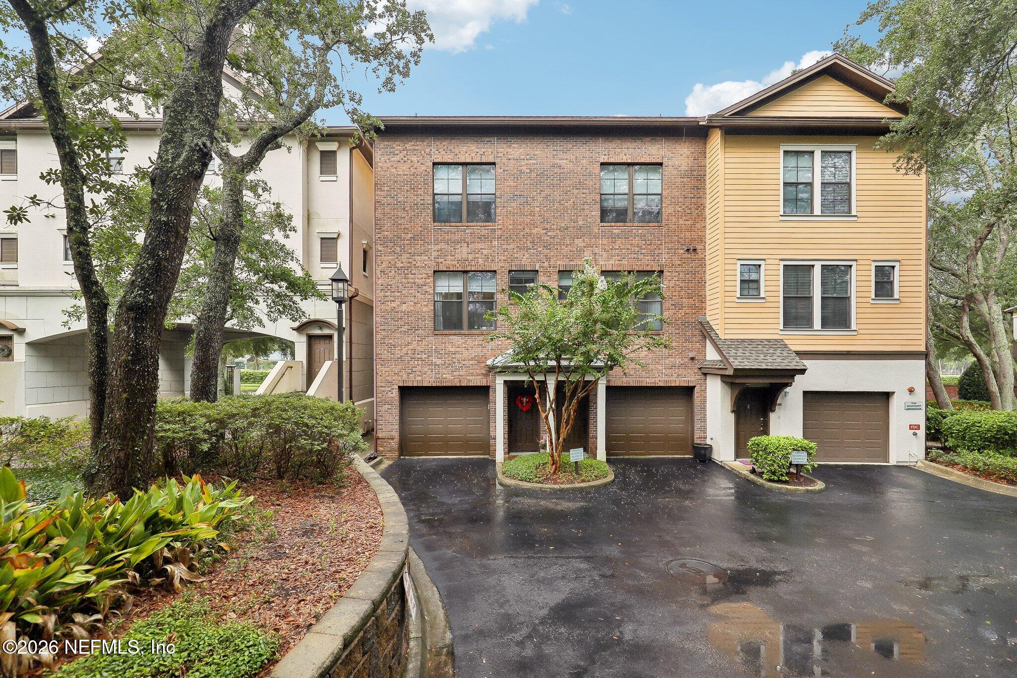 9823 Tapestry Park Circle 303 — photo