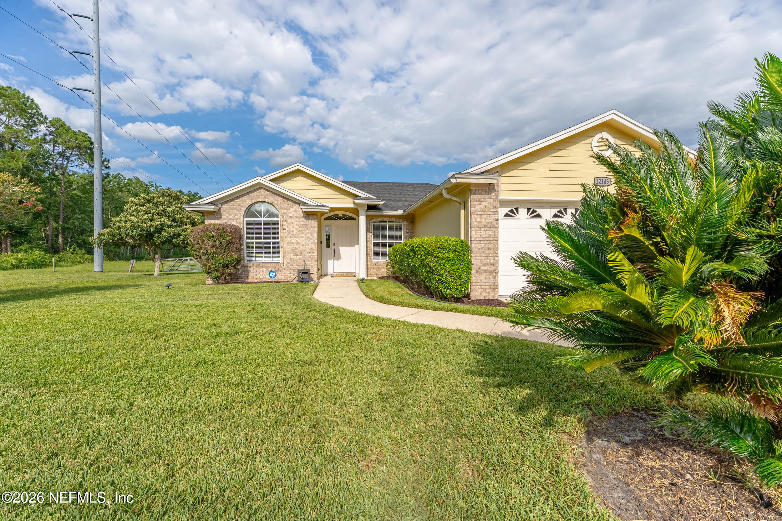 12143 Silver Saddle Drive — photo