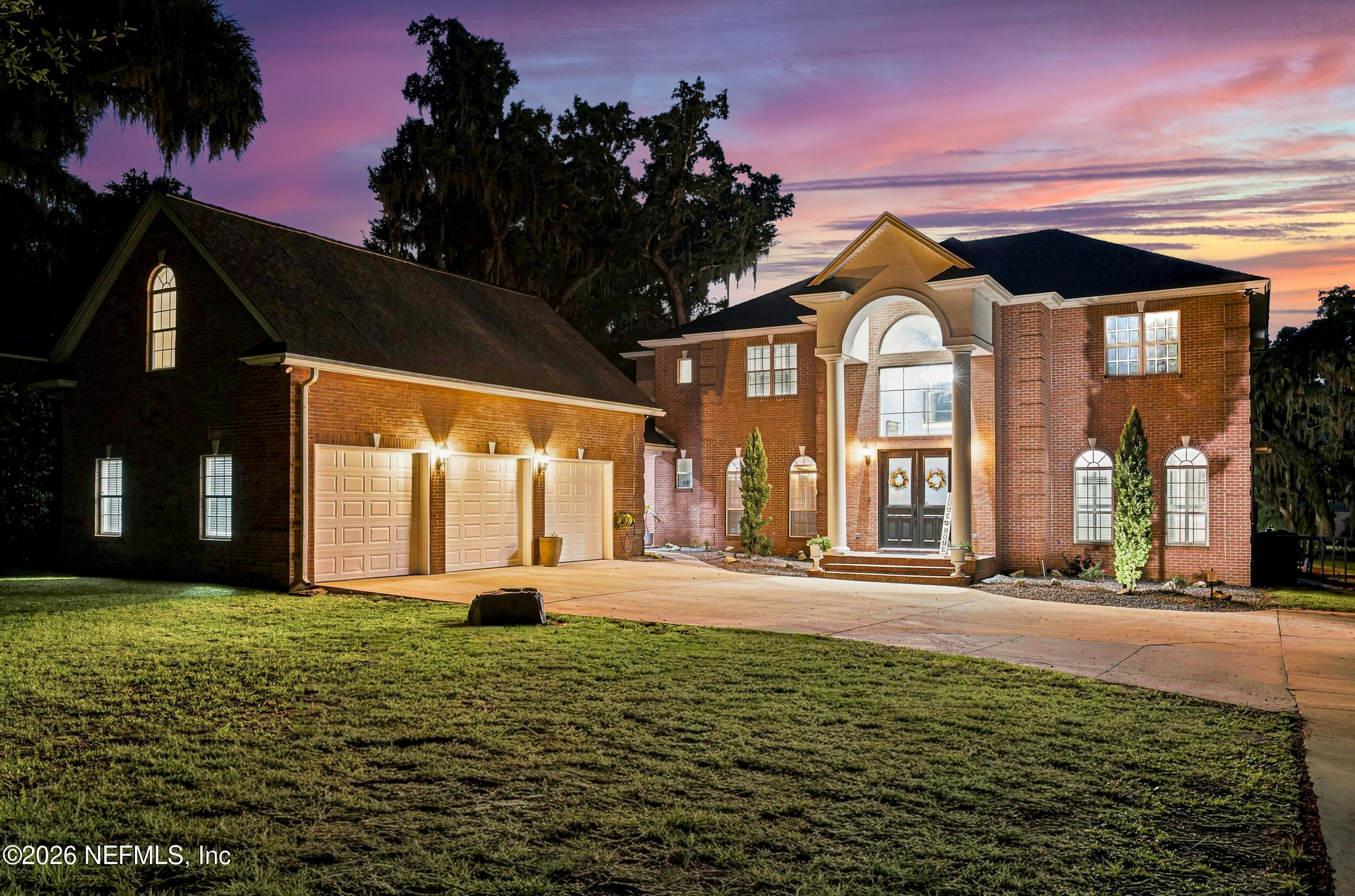 120 Rustic Oaks Lane — photo