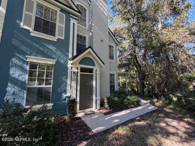 13703 Richmond Park Drive N 2304 — photo