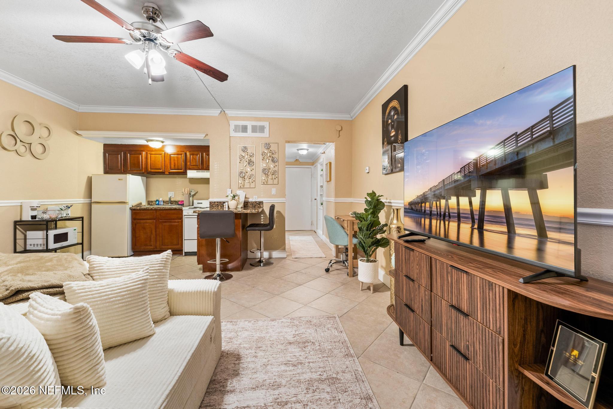 311 W Ashley Street 610 — photo