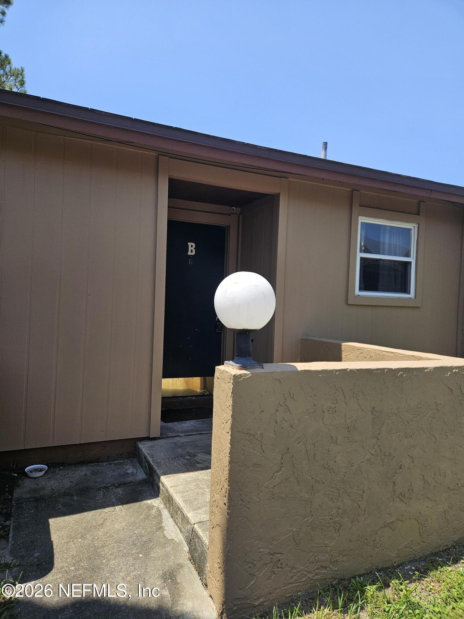 1456 Gifford Avenue B — photo