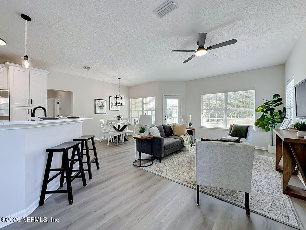 1725 Forest Lake Circle E 3 — photo