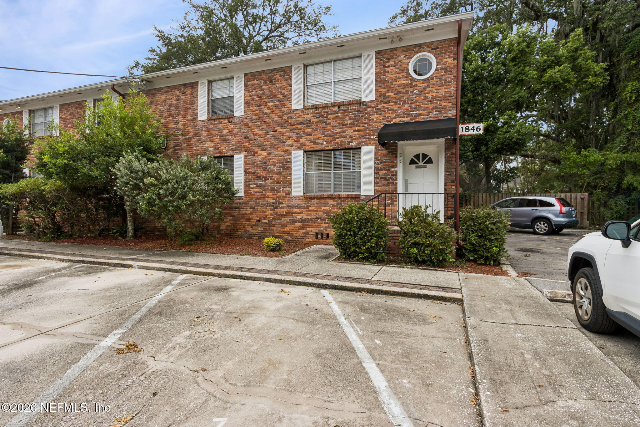 1846 Mallory Street 5 — photo