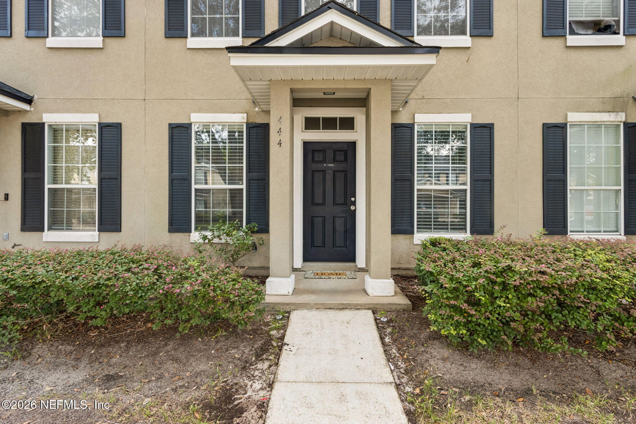 444 Sherwood Oaks Drive — photo