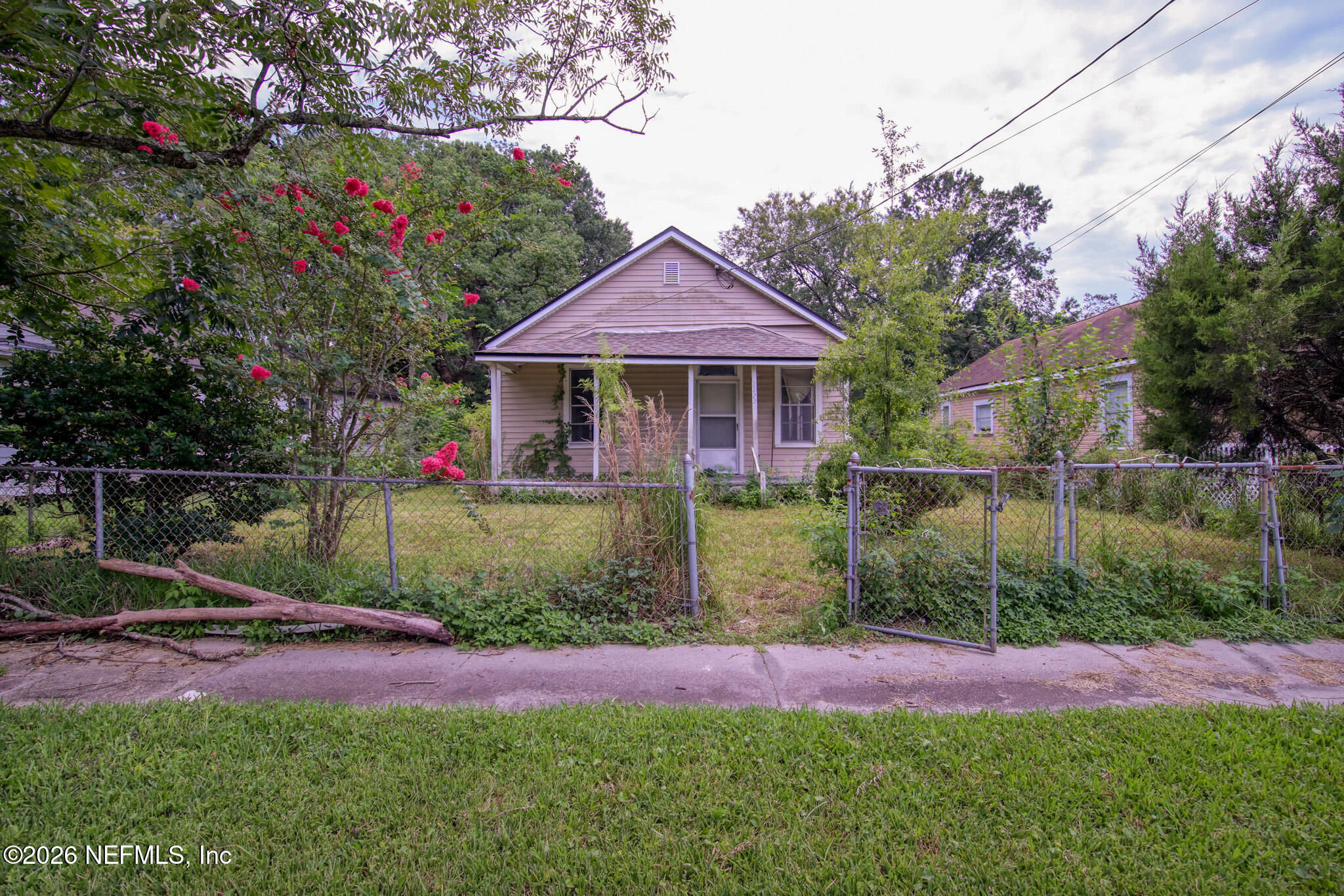 2222 Kingston Street — photo