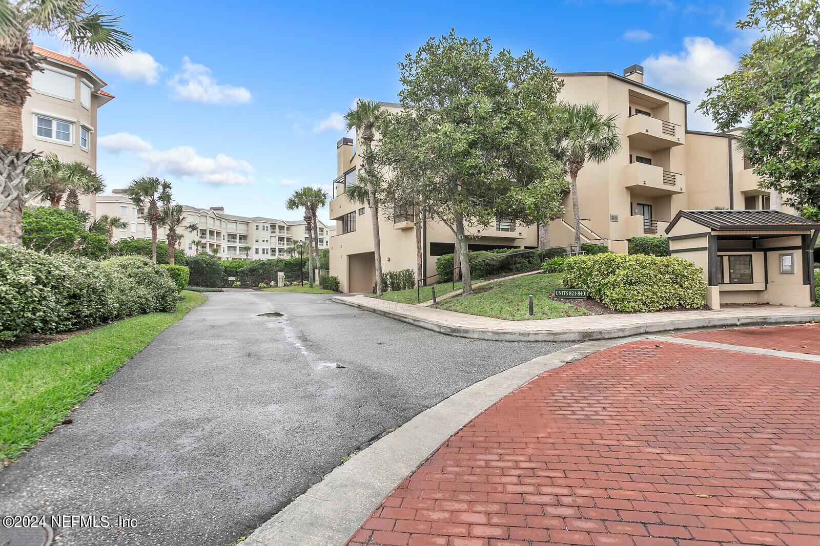 823 Spinnakers Reach Drive — photo