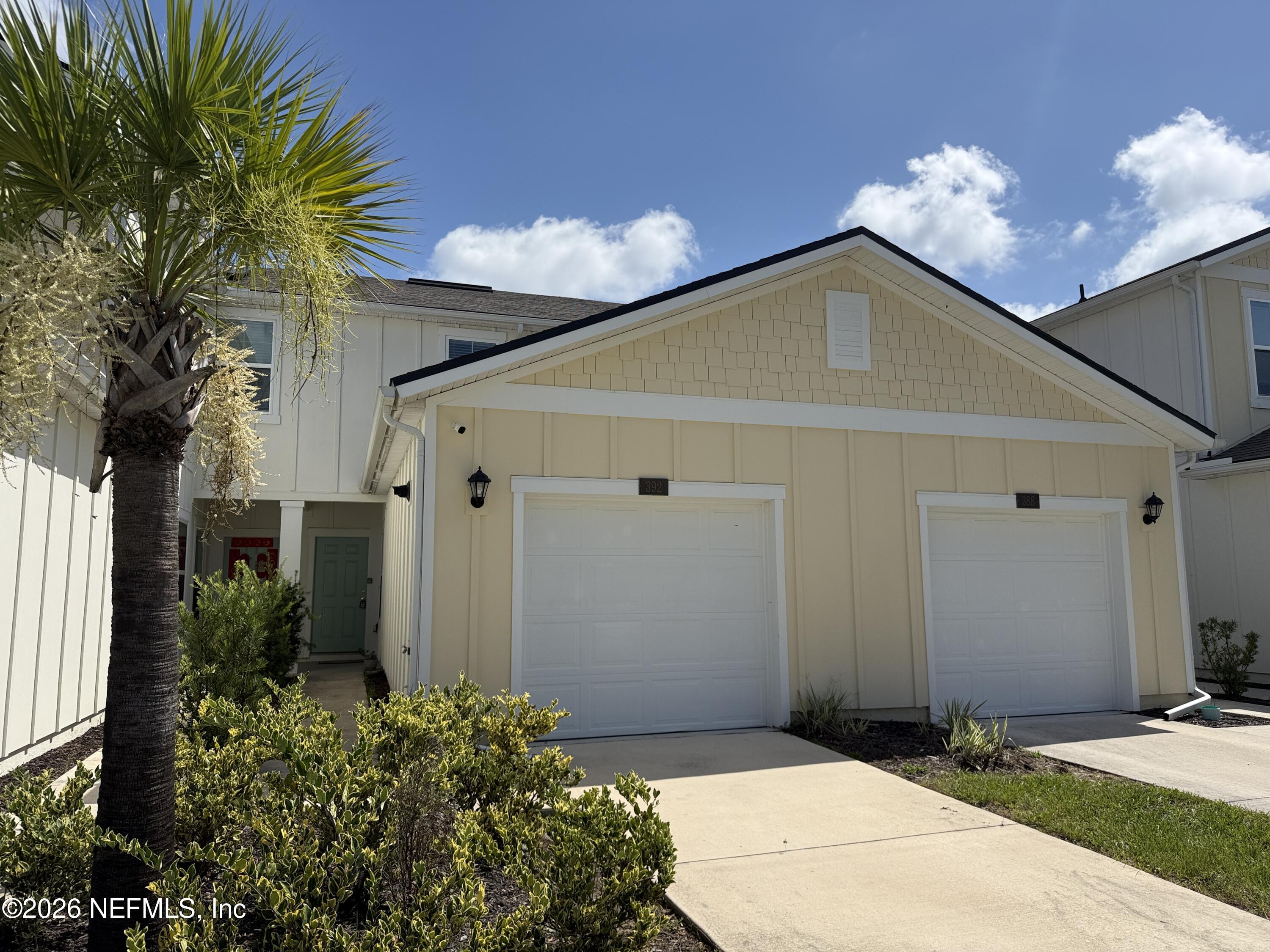 392 Coastline Way — photo